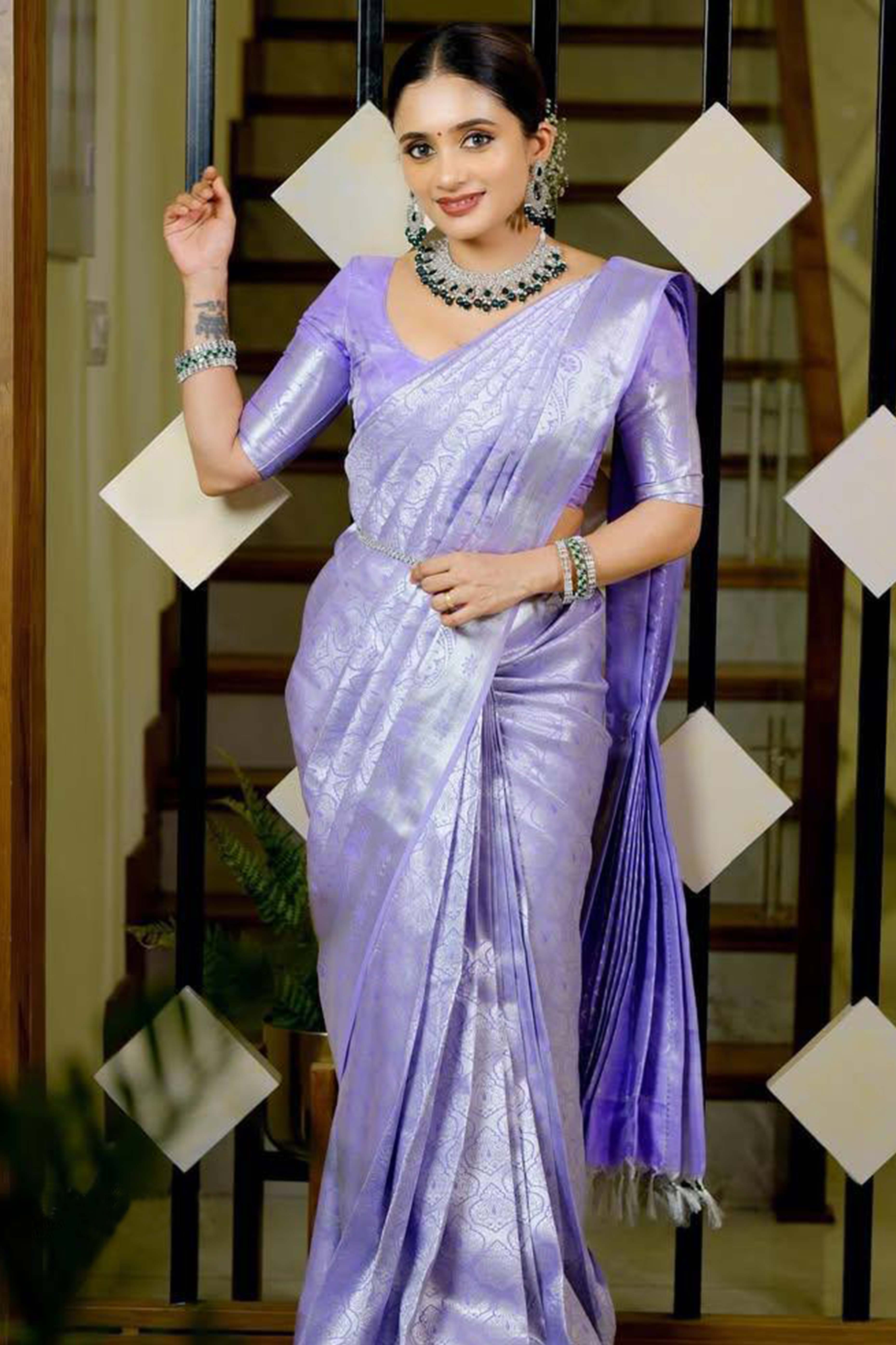 Lavender Pure Silk Banarasi Saree with Detailed Zari Borders and Woven Motifs