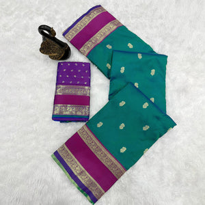 Morpich Green Luxurious Kanjivaram Silk Saree Featuring Ornate Zari Butti Motifs