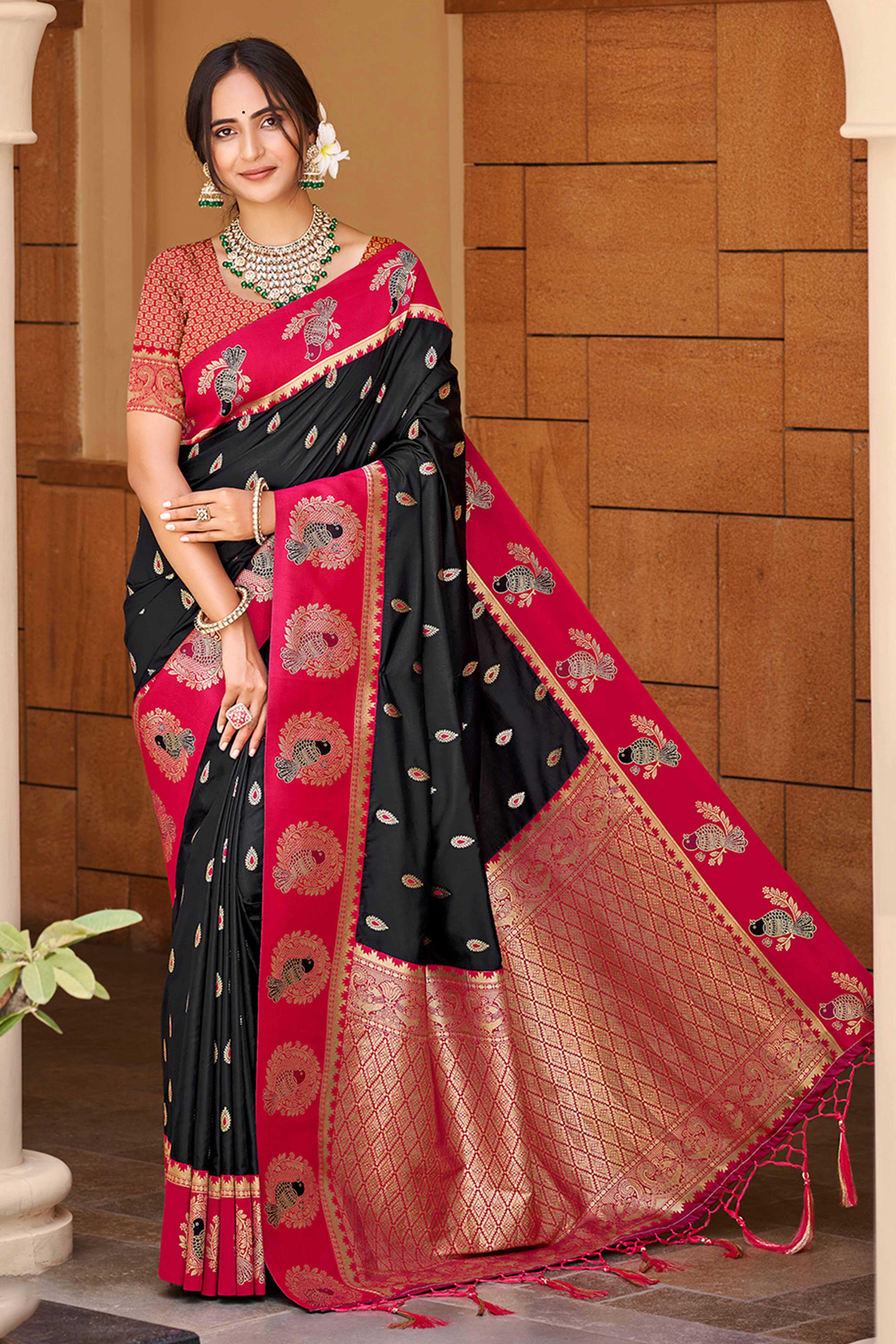 Stunning Black Floral Weaving Silk Blend Saree With Birds Design Border & Tassel Pallu