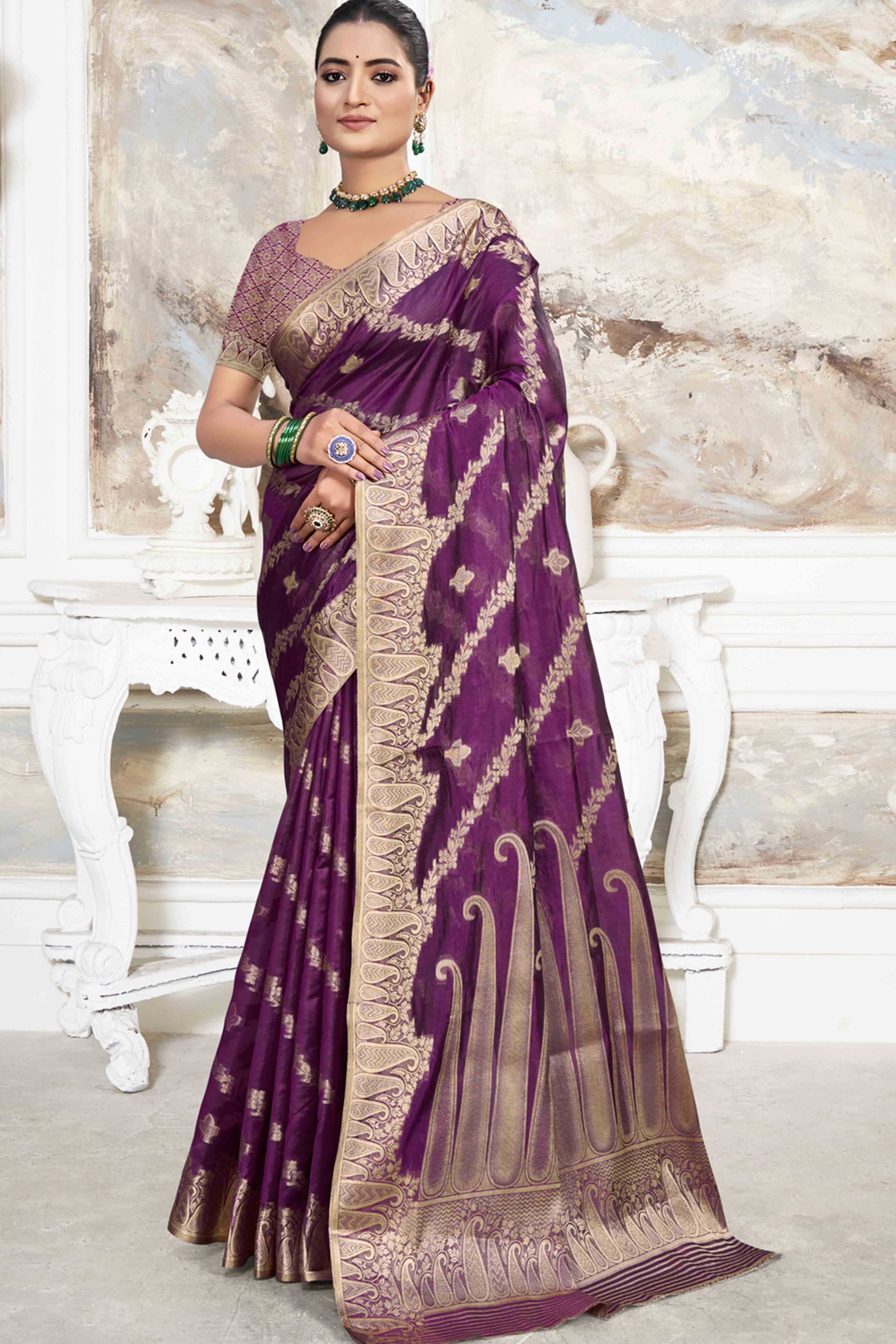 18Wine Floral With Paisley Pattern Zari Woven Organza Saree