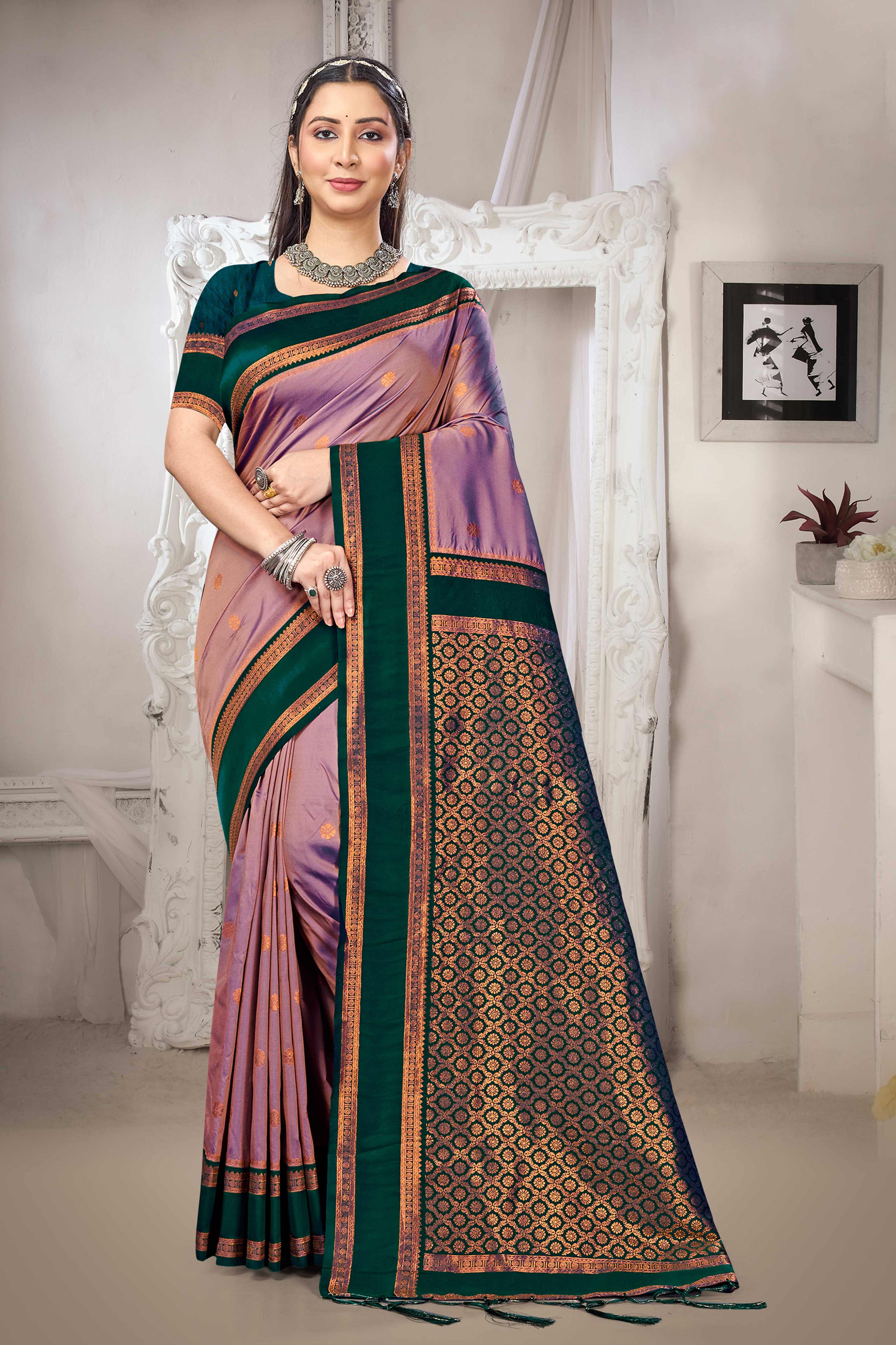 Classic Purple Floral Motif Weaving Silk Blend Saree With Tassel Pallu