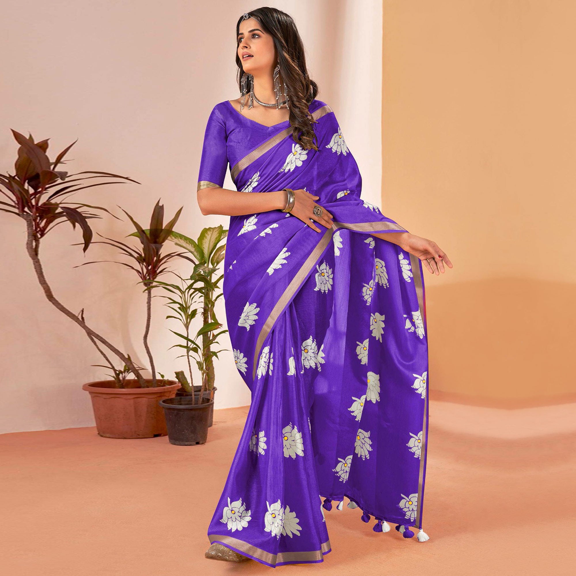 Purple Floral Printed Cotton Blend Saree With Tassels