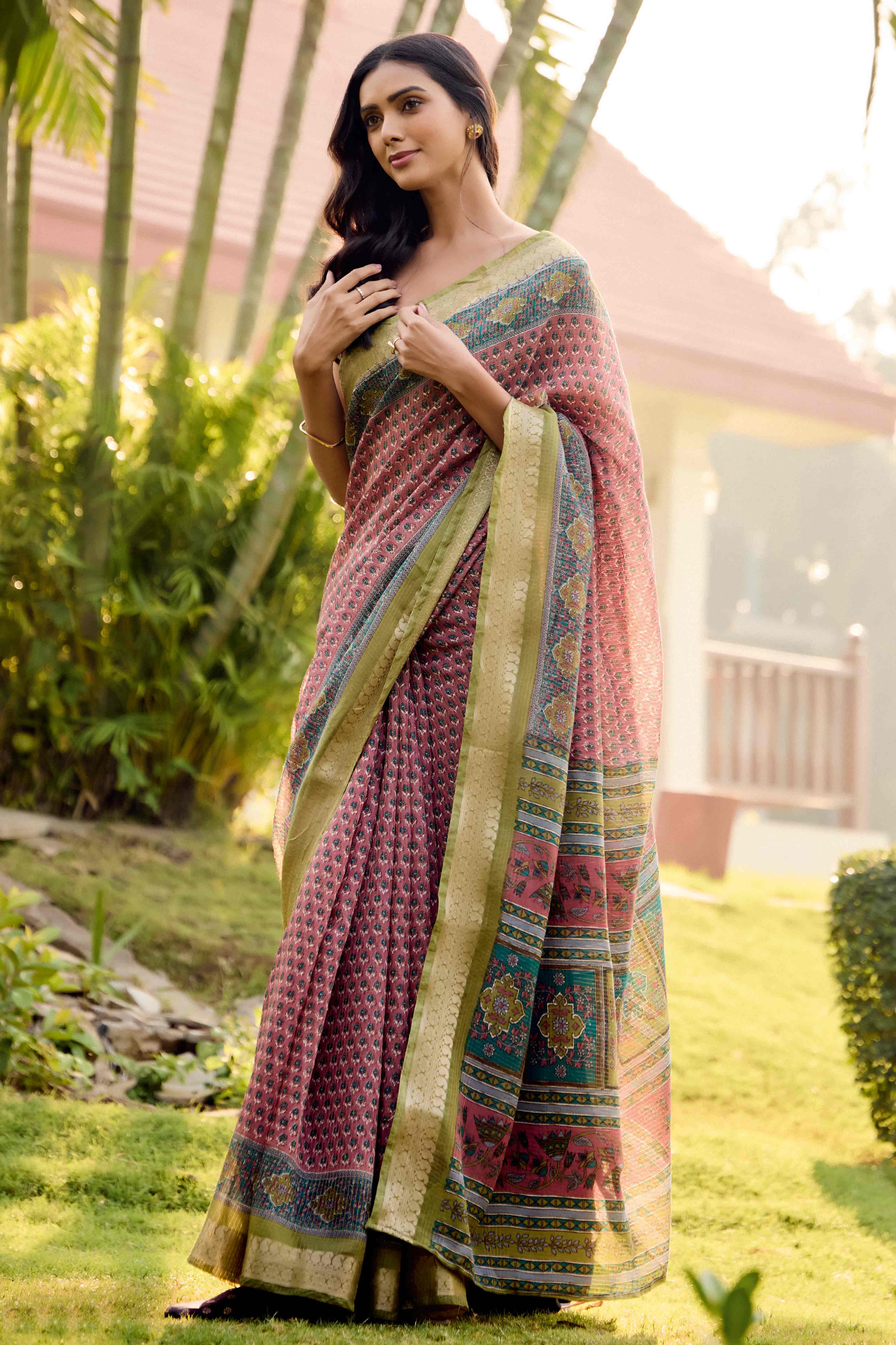 Dusty Pink Printed Mulmul Cotton Saree With Jacquard Border