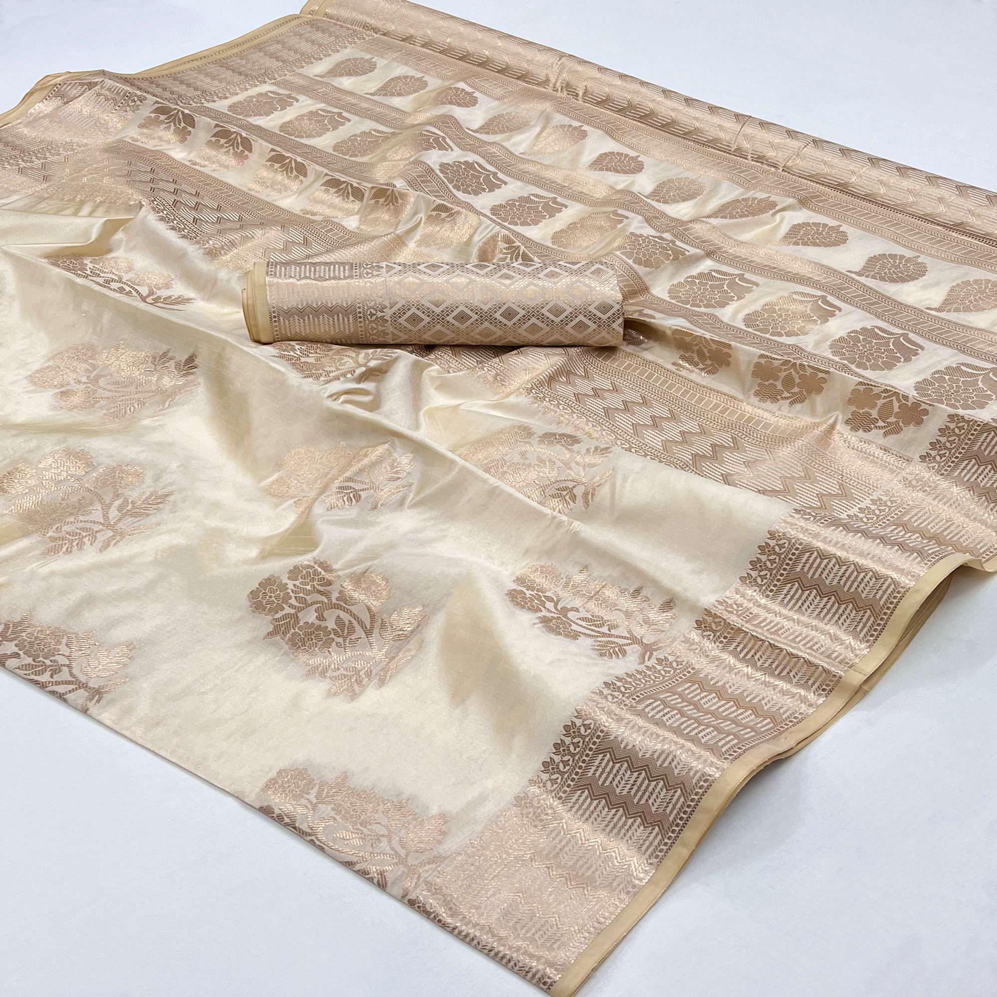 Off White Off White Floral Woven Raw Silk Saree