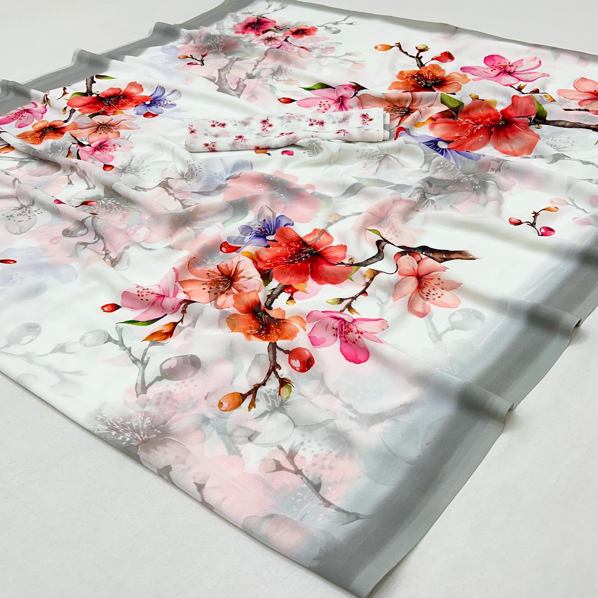 White Floral Printed Saree in Flowing Georgette Fabric
