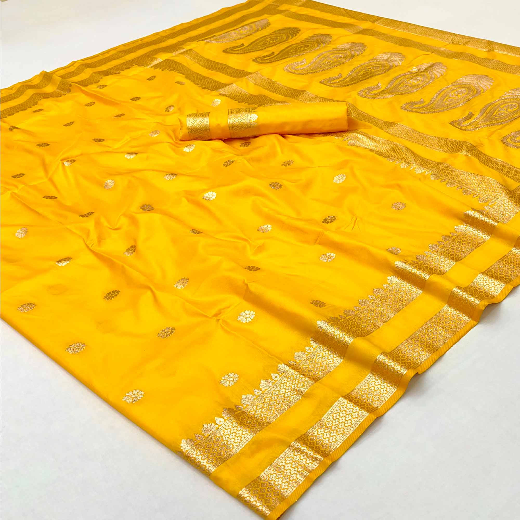 Yellow Ornate Floral Zari Weaving Work Silk Blend Saree With Festive Shine