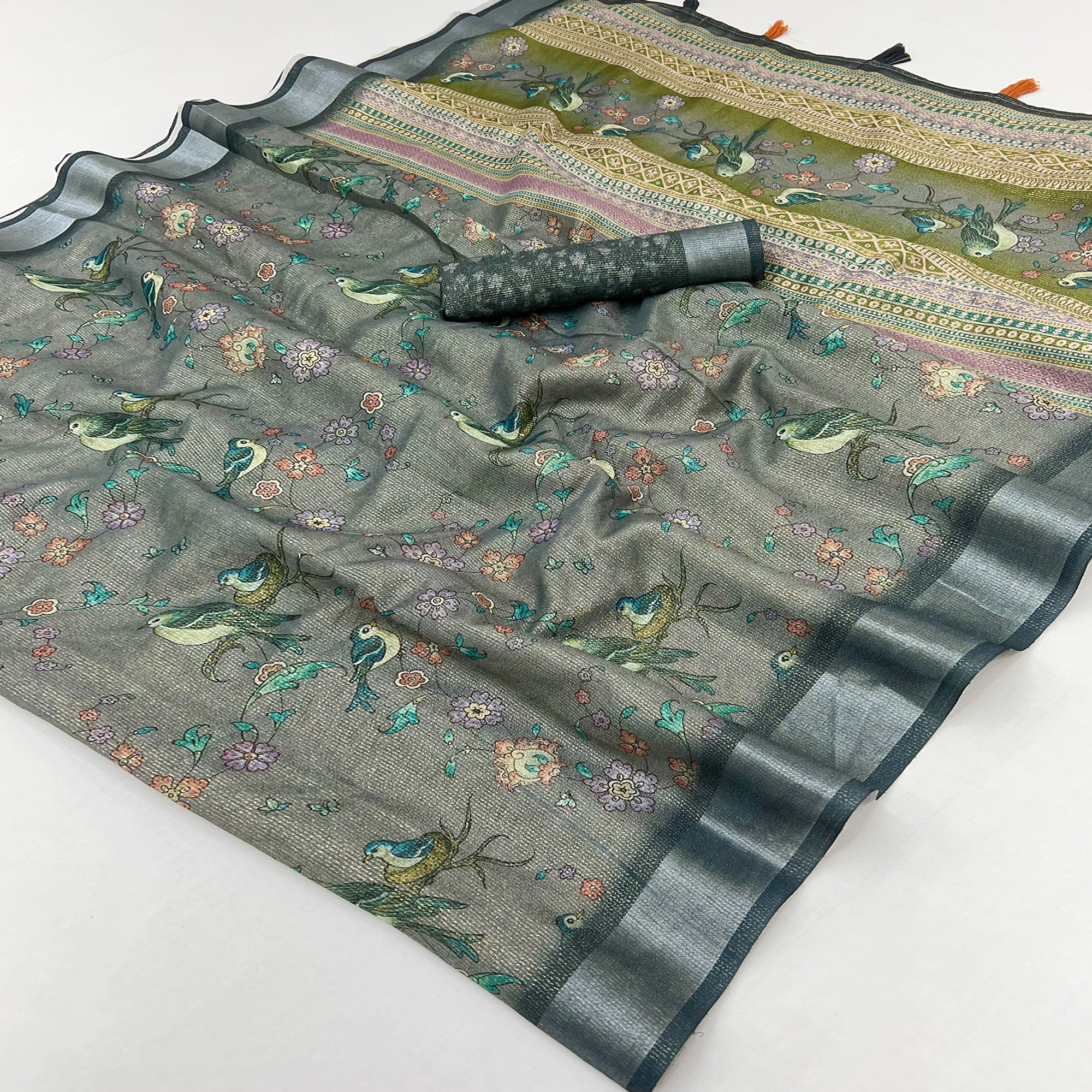 Grey Floral Digital Printed Cotton Blend Weaving Zari Saree With Tassel Pallu