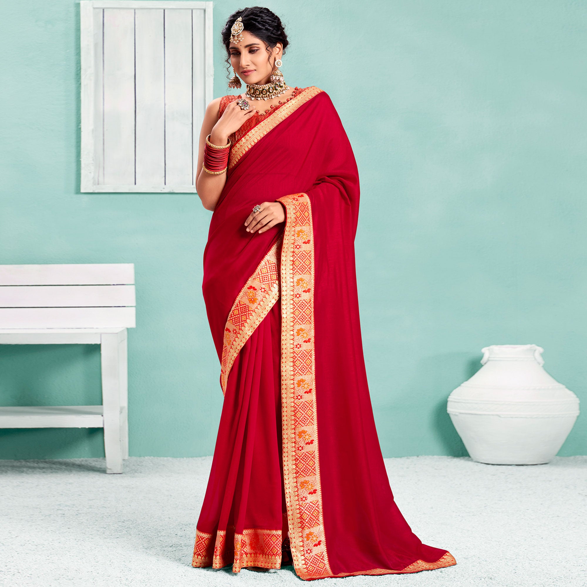 Red Solid Vichitra Silk Saree With Zari Border