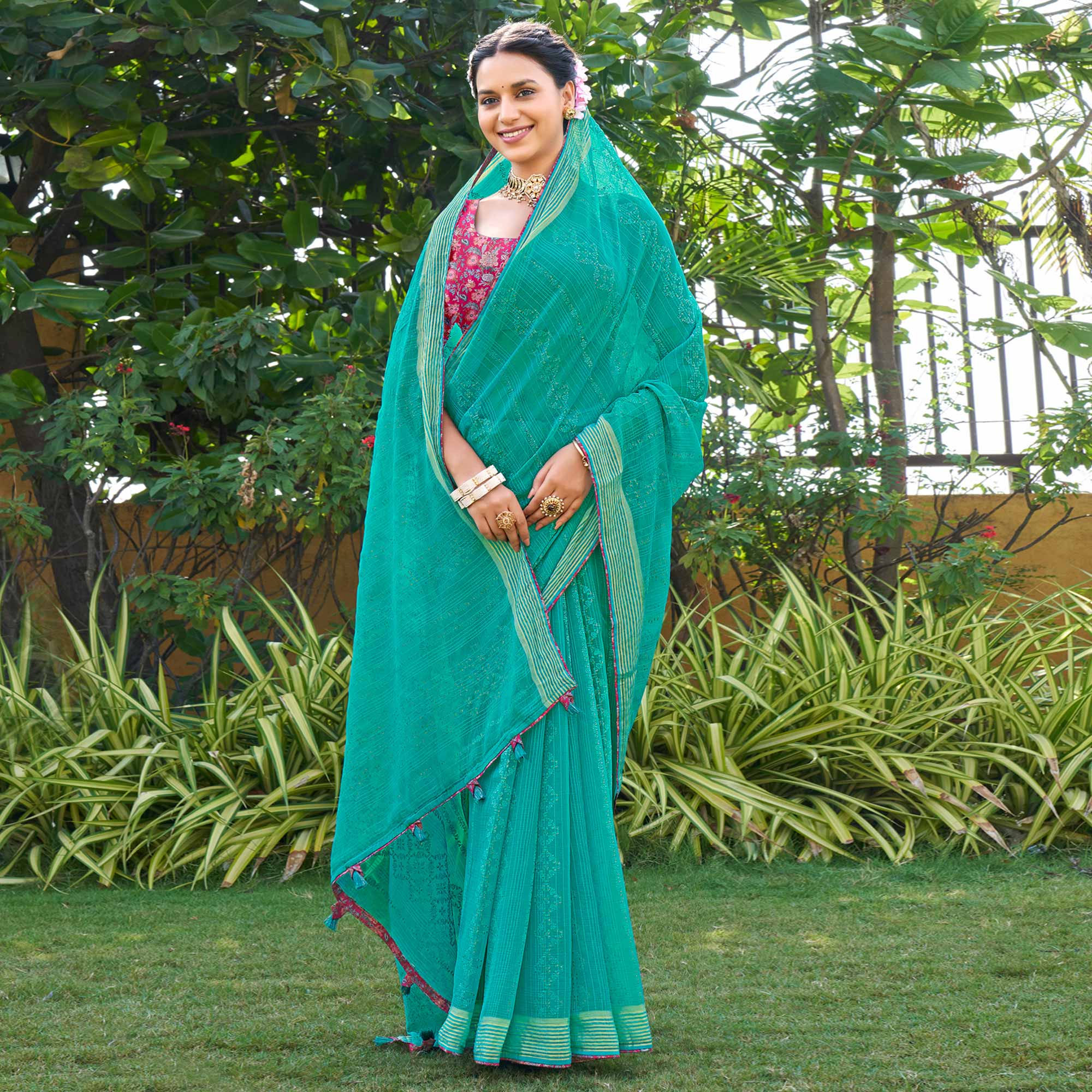Rama Green Printed Poly Chiffon Saree With Unstitched Blouse Piece main image 1