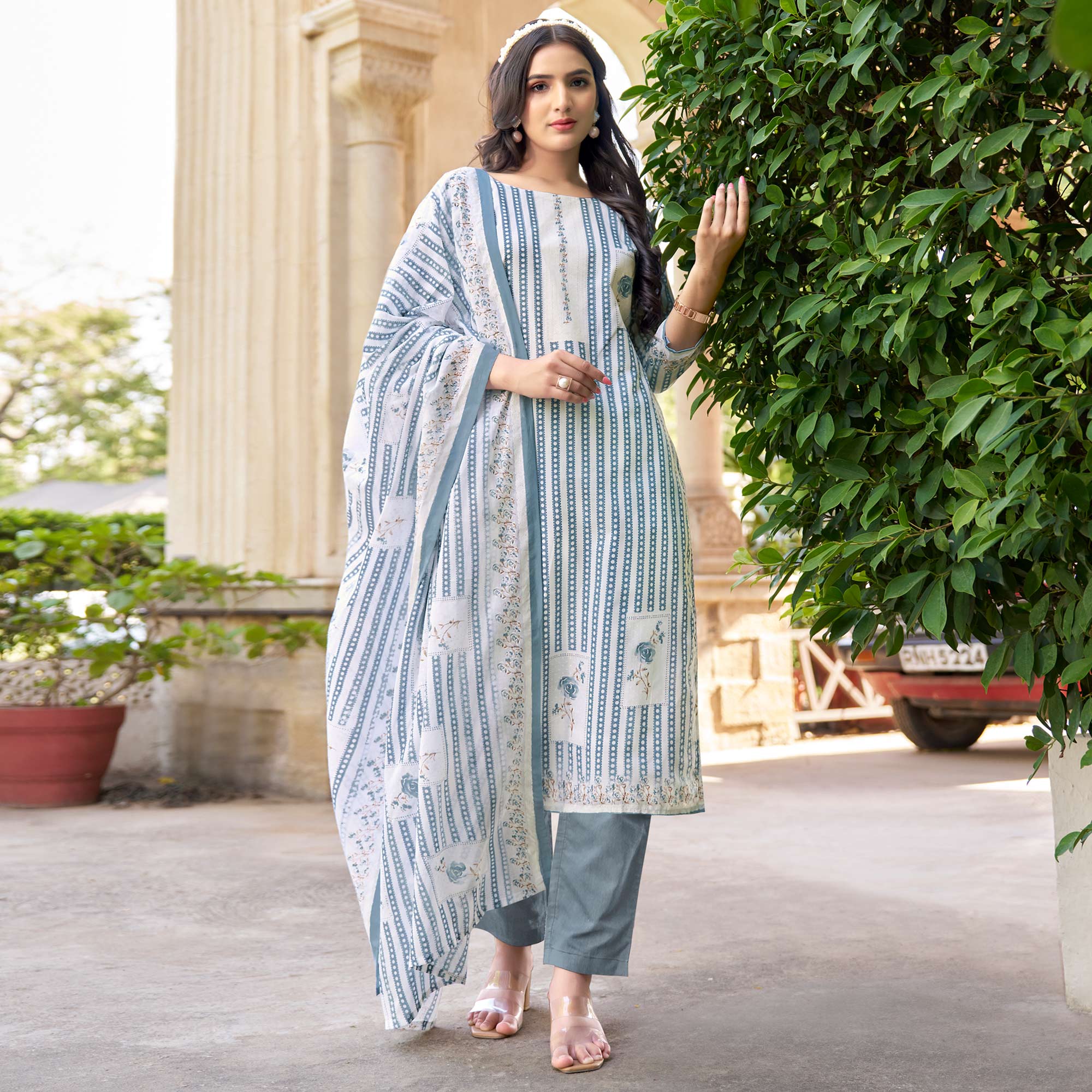 ZULFT-FARHANA5-545-005