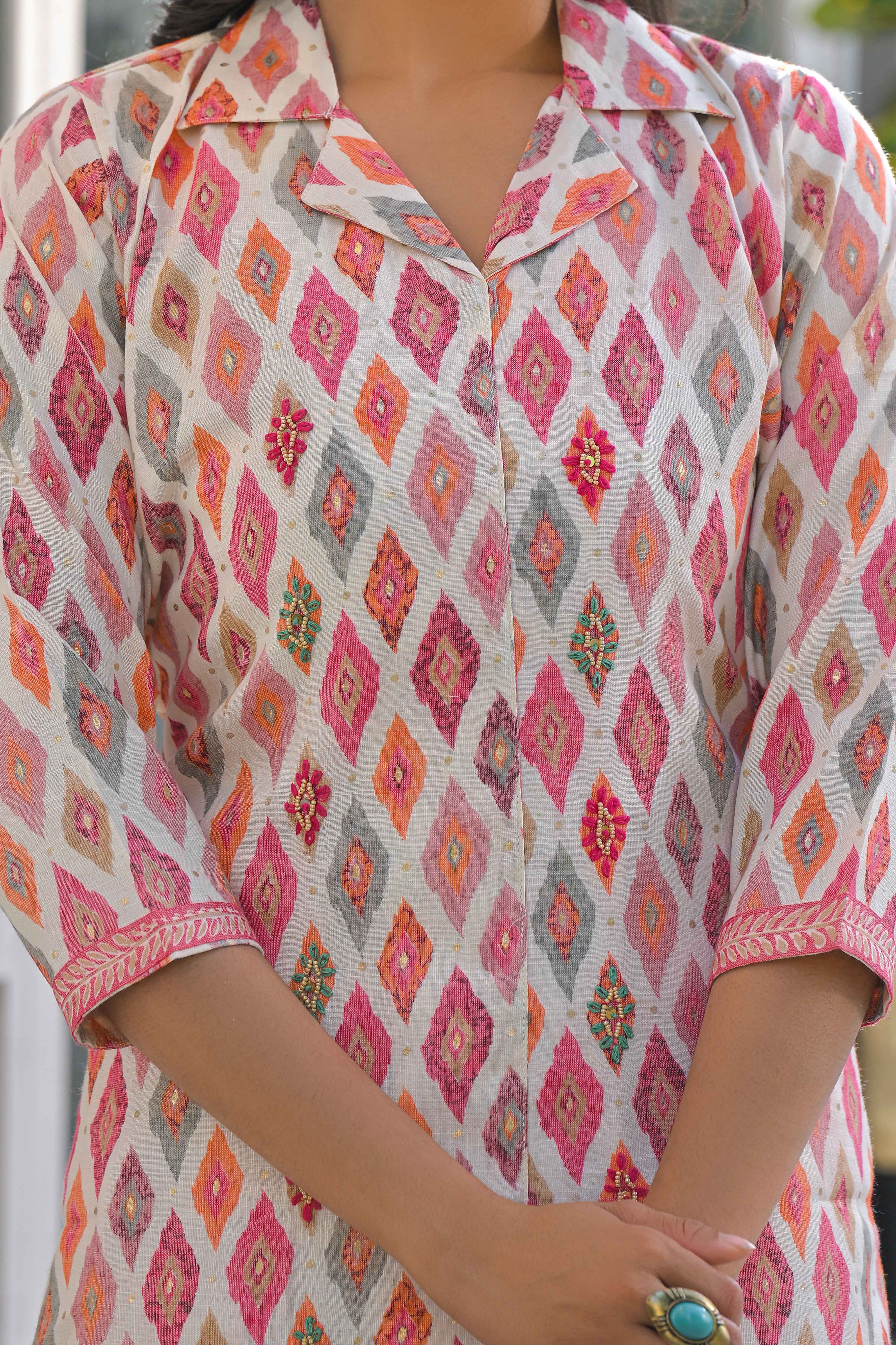 Off White Geometric Printed Rayon Straight Salwar Suit