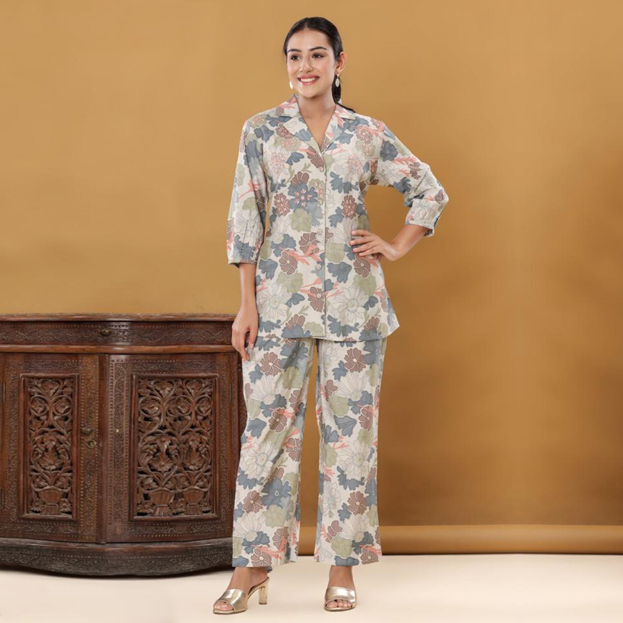 AARD-ANANY-1690-GREY