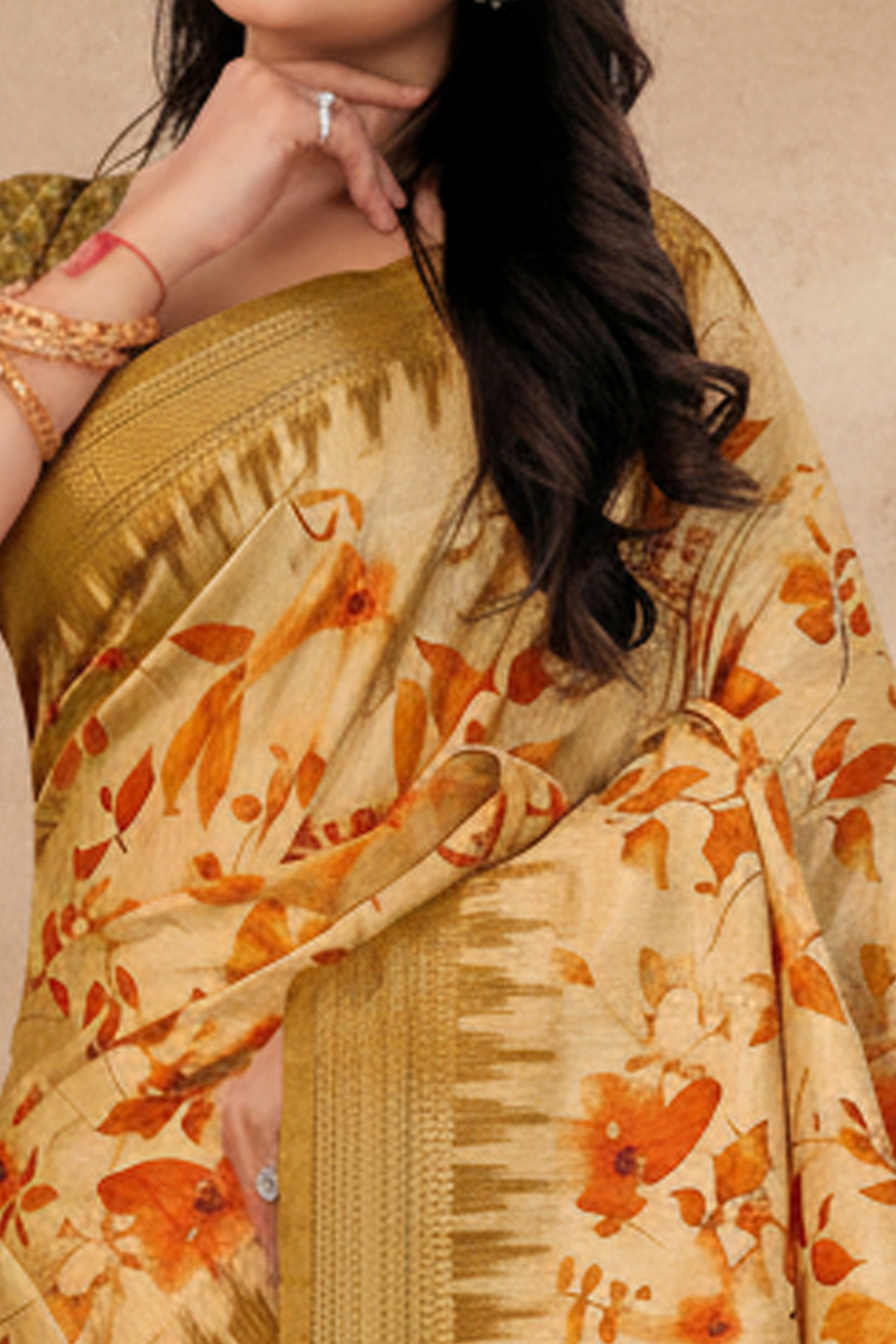 Chic Mehendi Green Floral Print Cotton Silk Saree Featuring Woven Border & Decorative Tassel Pallu