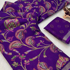 Purple Maheshwari Silk Blend Saree Adorned With Elegant Floral Print & Two Tone Finish