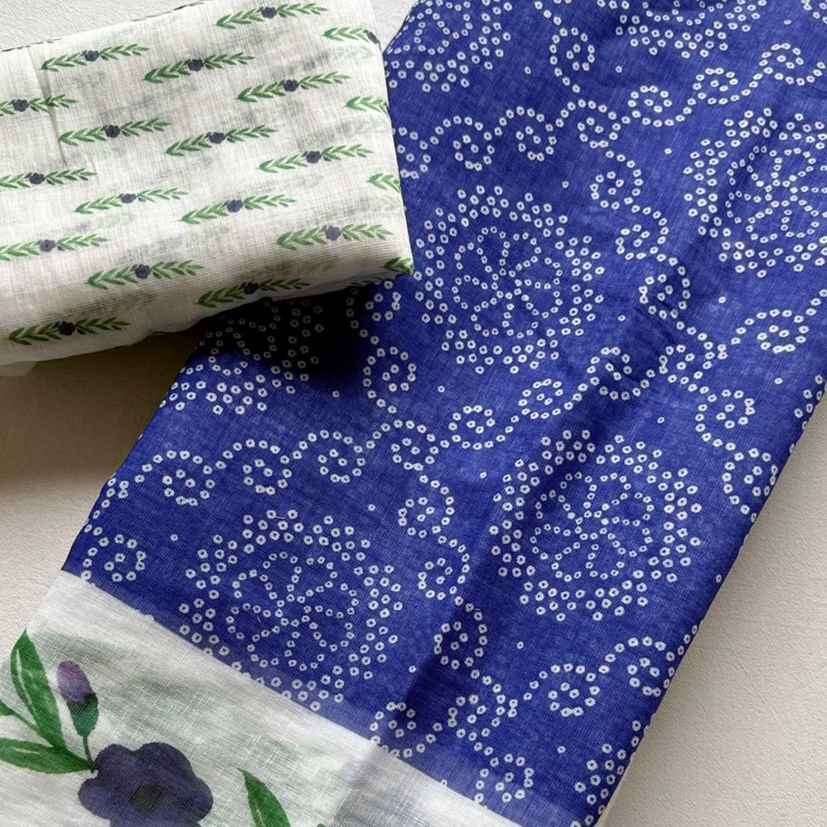 Chic Blue Linen Saree Featuring Bandhani & Floral Digital Prints