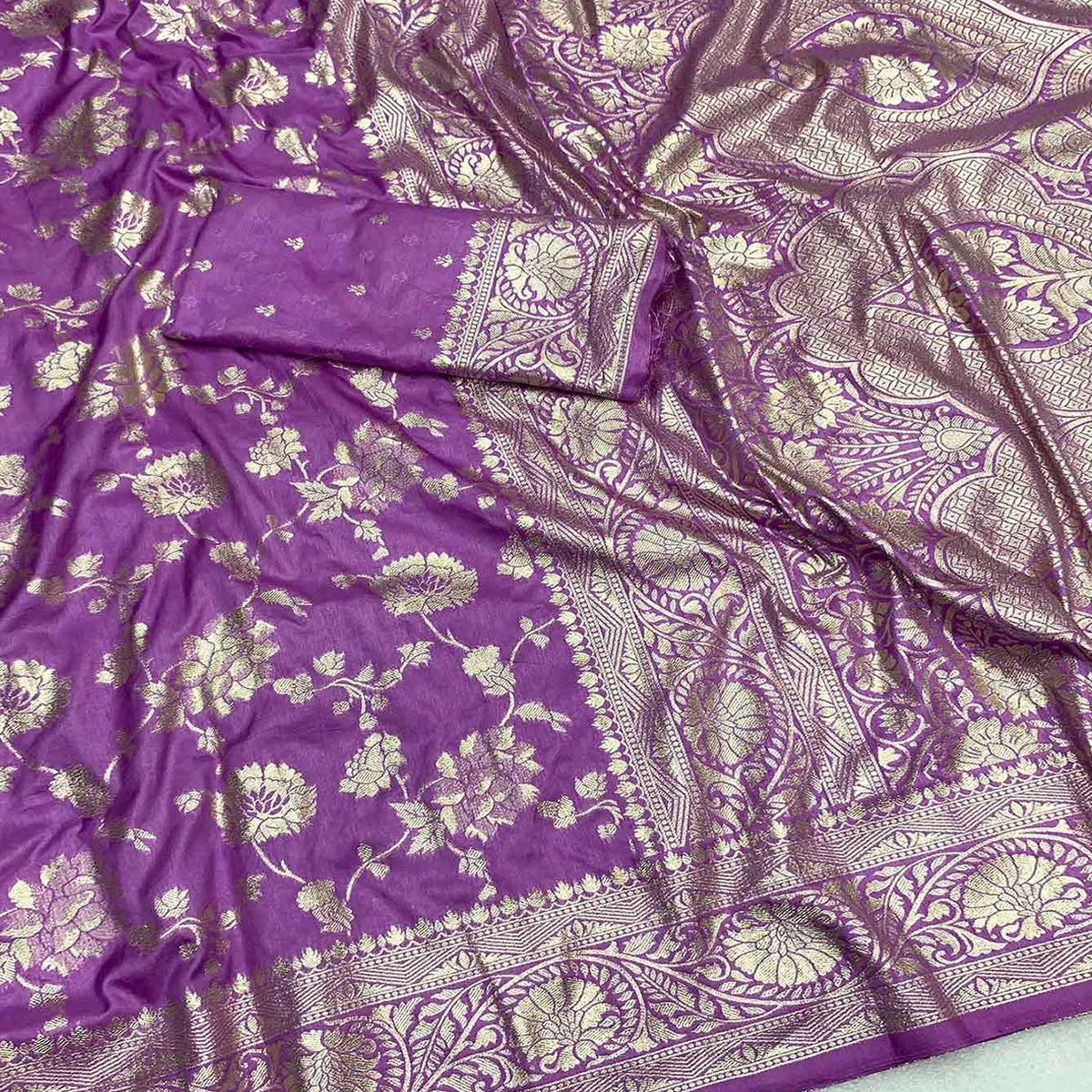 Lavender Zari Woven Dola Silk Saree