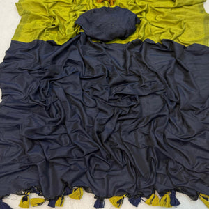 Charming Green & Navy Blue Solid Handwoven Pure Mul Cotton Saree With Tassel Pallu