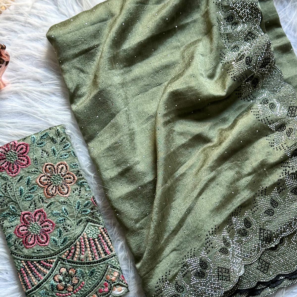 Elegant Green Vichitra Silk Saree Adorned with Sparkling Swarovski Work & Jarkan Border