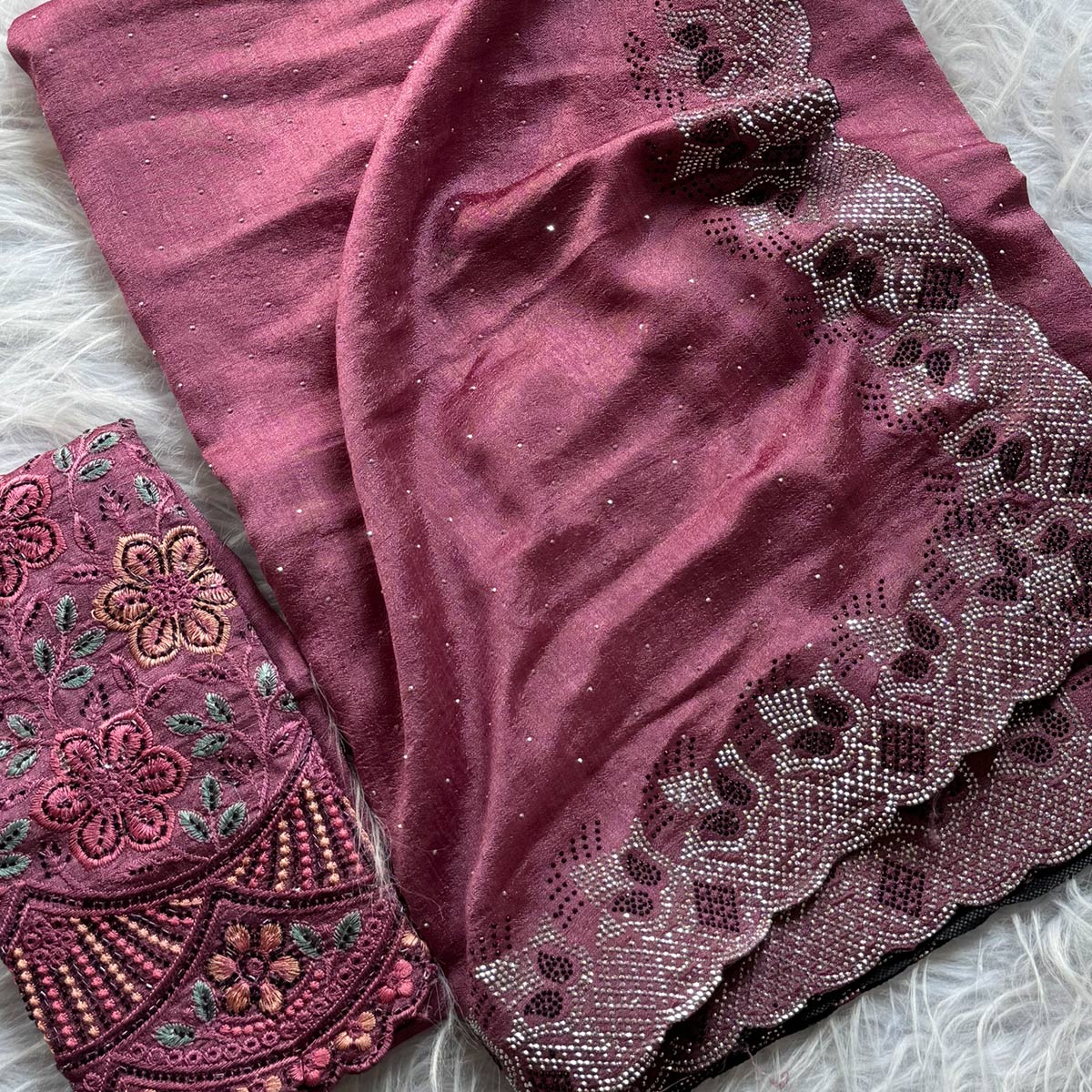 Elegant Mauve Vichitra Silk Saree Adorned with Sparkling Swarovski Work & Jarkan Border