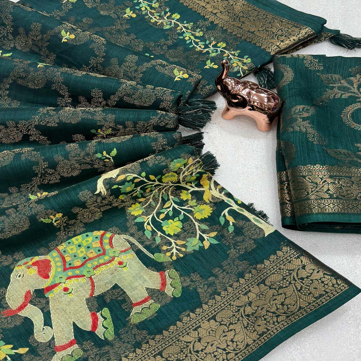 Exquisite Green Floral Weaving Tusser Silk Jacquard Saree Highlighted With Elephant Motif Pallu