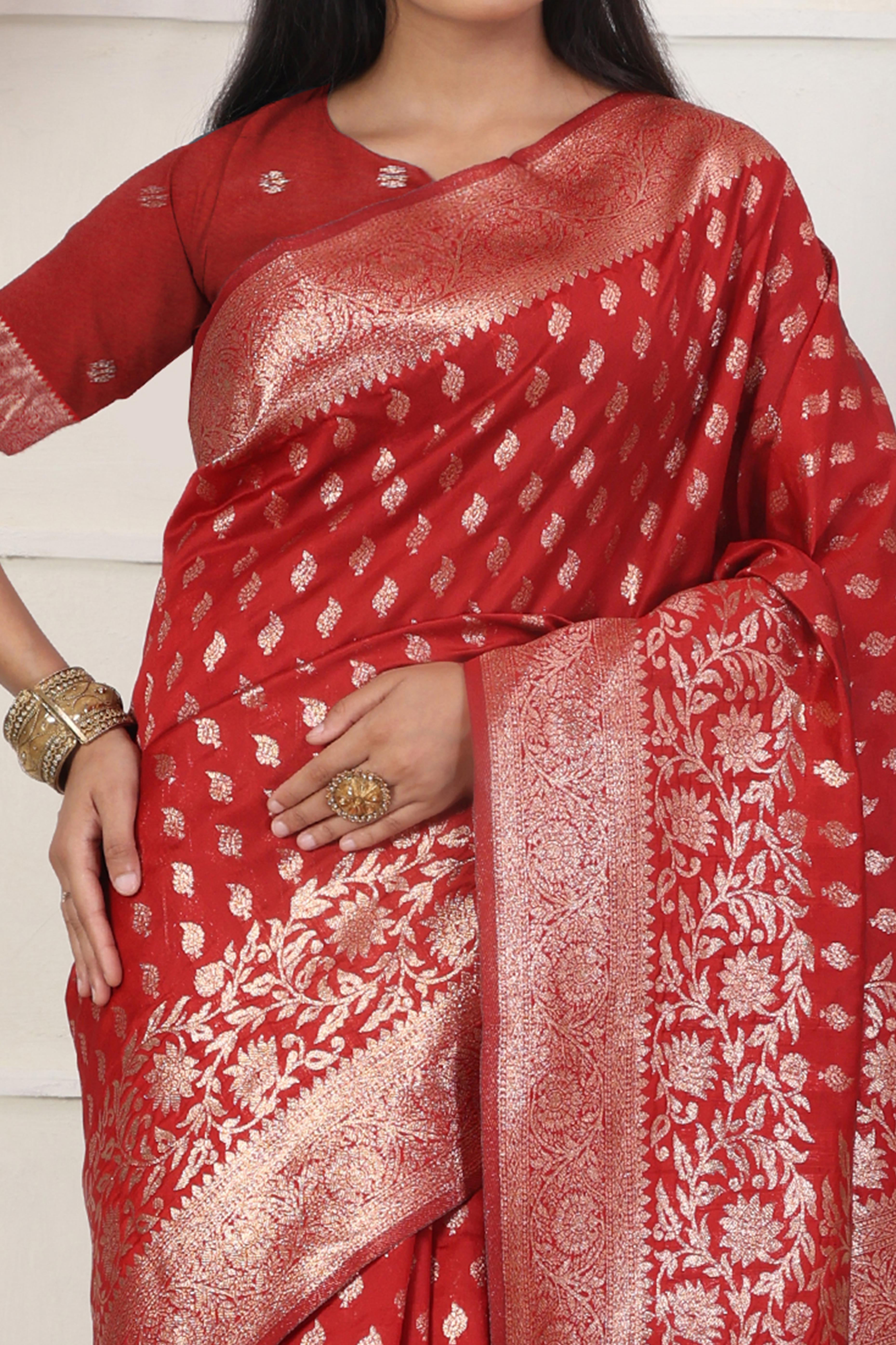 Red Traditional Lichi Silk Blend Saree Enhanced With Floral Zari Weaving & Tassel Pallu