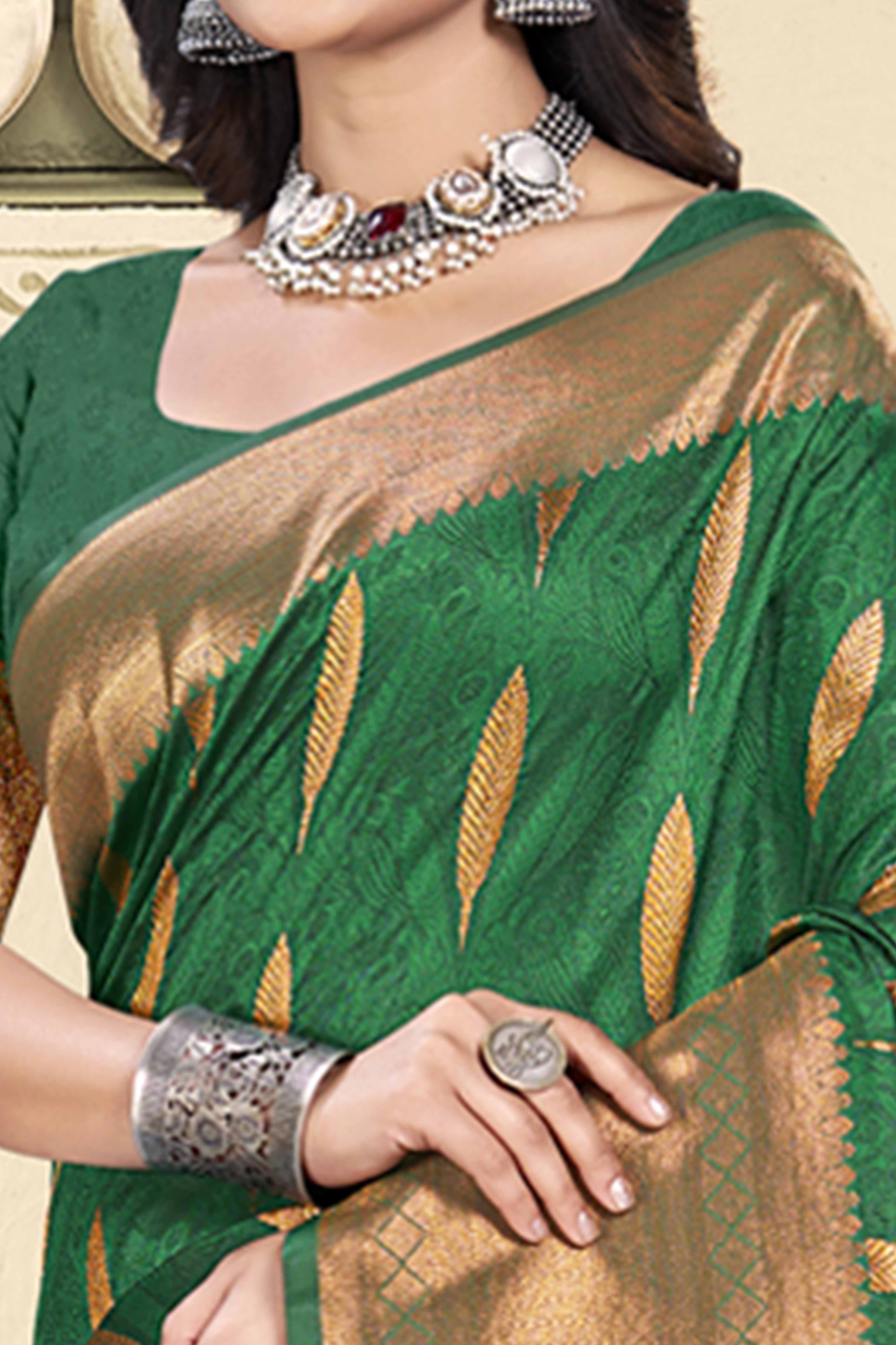 Sophisticated Green Saree In Silk Blend With Floral Zari Weaving & Tassel Pallu