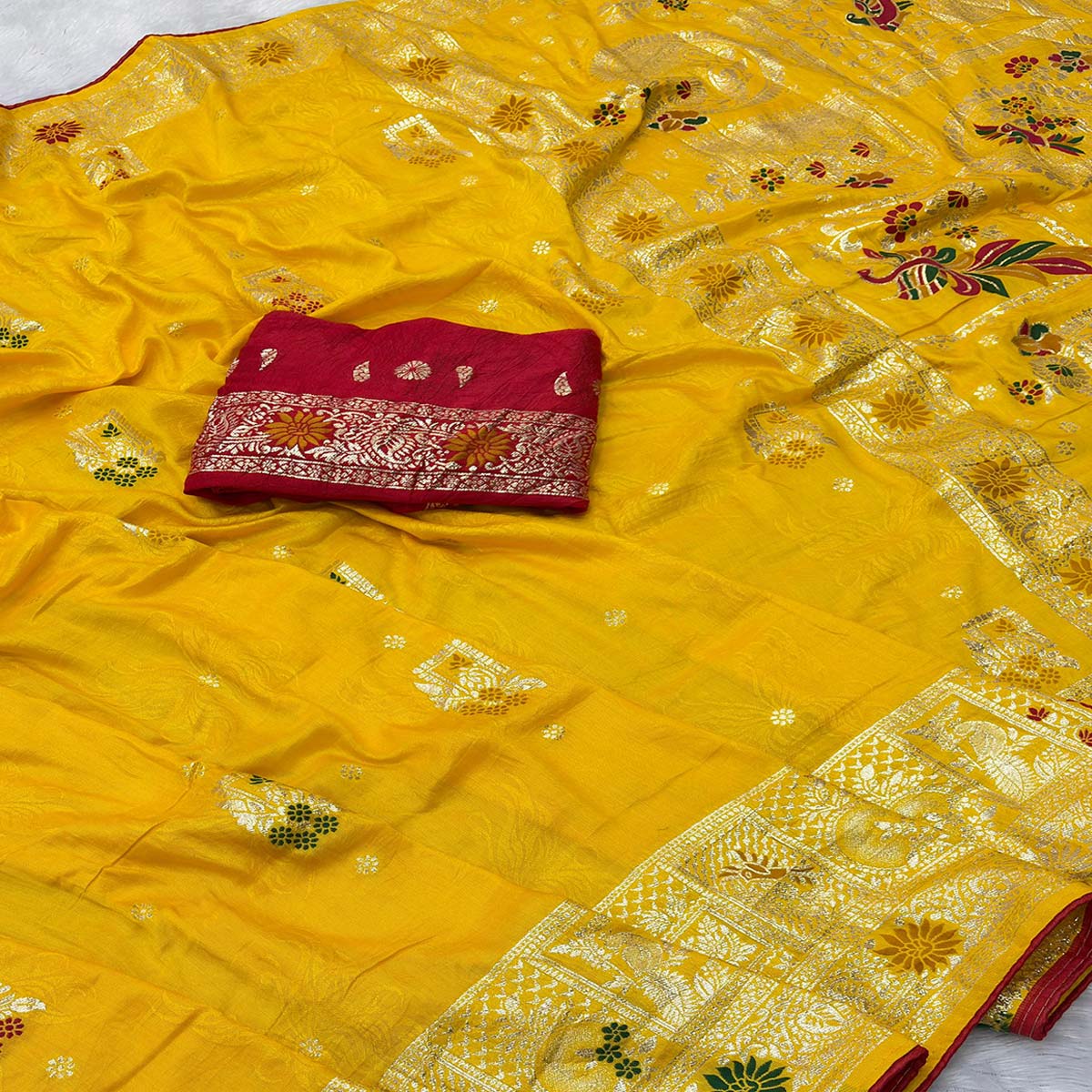 Yellow Lightweight Muslin Soft Saree Beautified with Classic Meenakari Zari Weaves