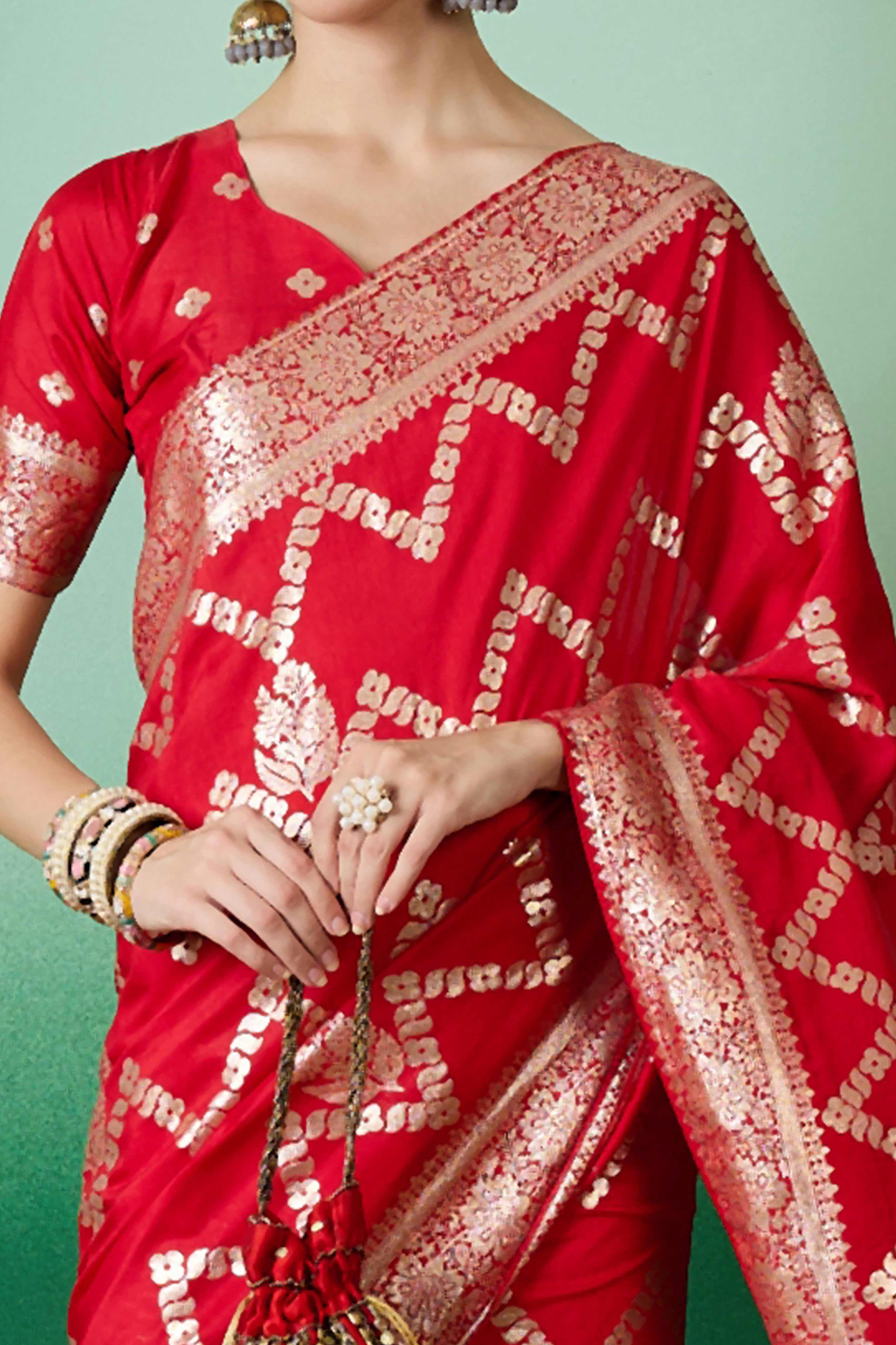Red Cotton Blend Jacquard Saree Adorned With Floral Weaving & Graceful Tassel Pallu