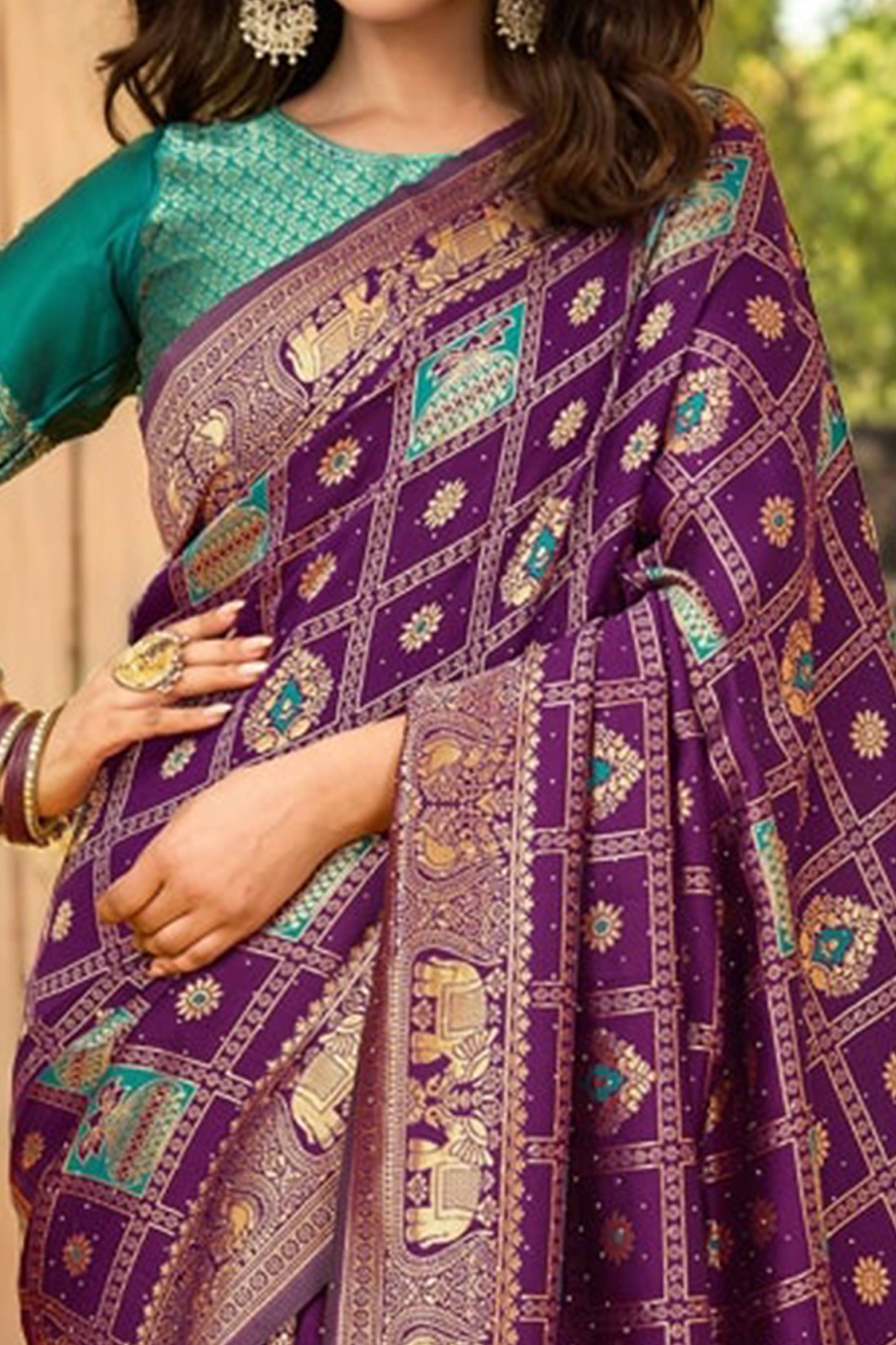 Purple Floral Weaving Paithani Saree In Soft Silk Accented With A Stylish Tassel Border Pallu