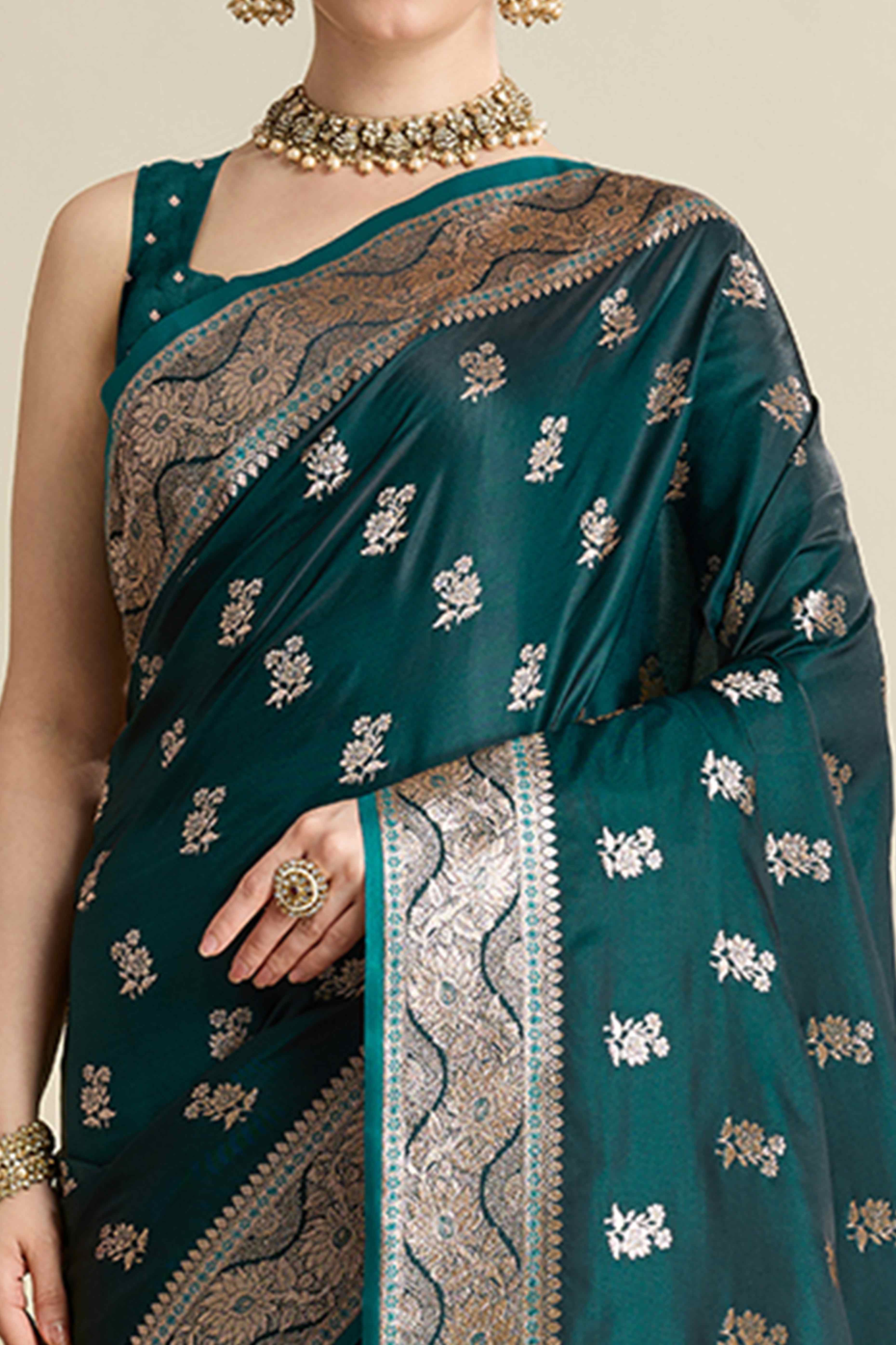 30Morpich Green Pure Silk Saree Featuring Traditional Banarasi Zari Weaving Patterns