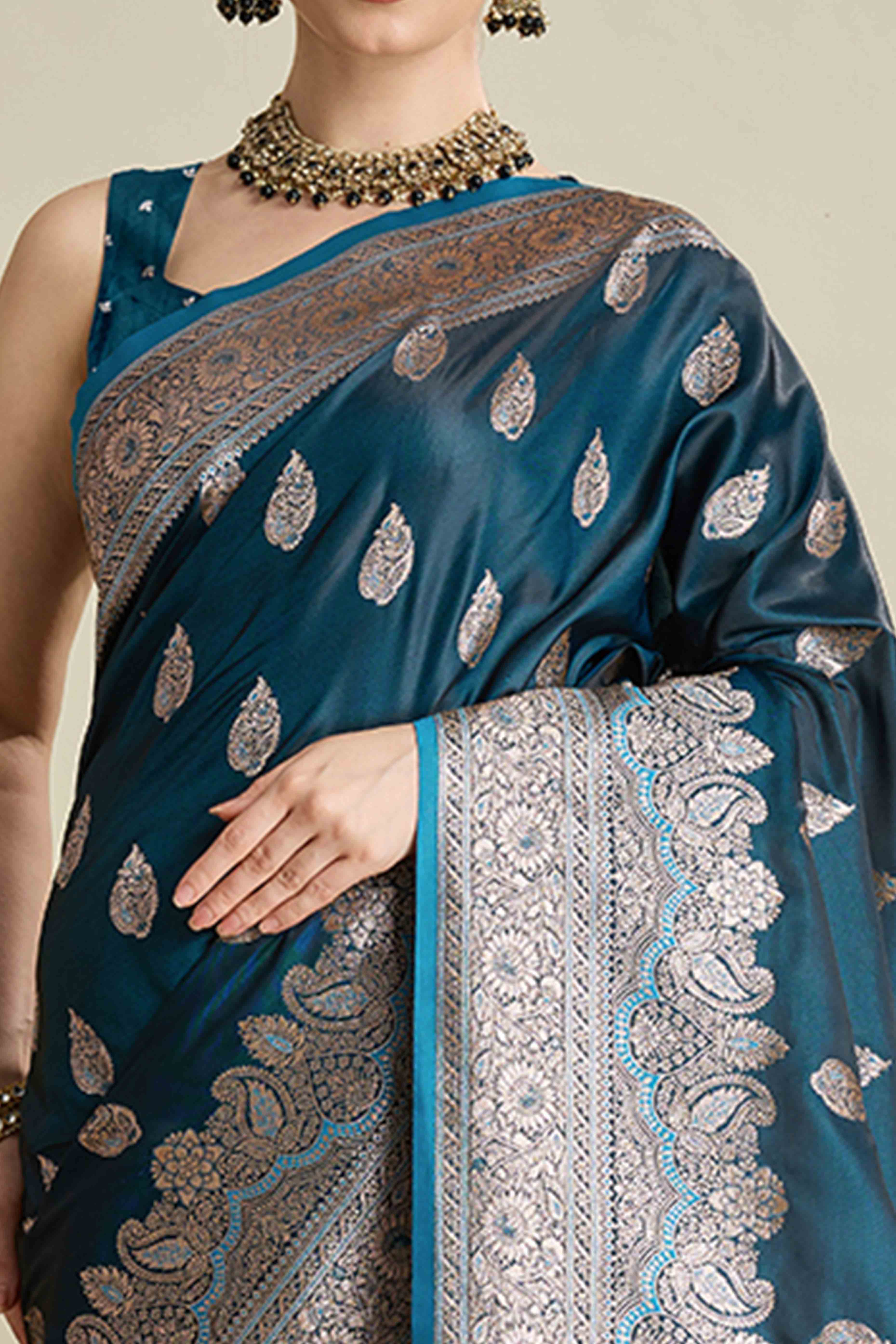 Teal Pure Silk Saree Featuring Traditional Banarasi Zari Weaving Patterns