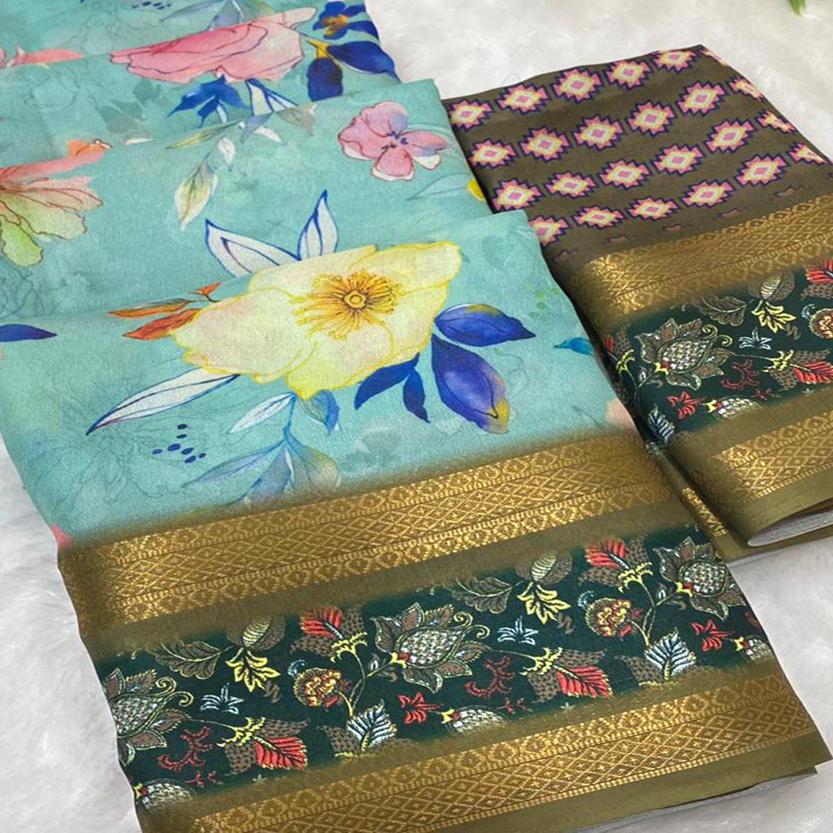 Turquoise Floral Moss Georgette Saree with Elegant Drape & Soft Texture