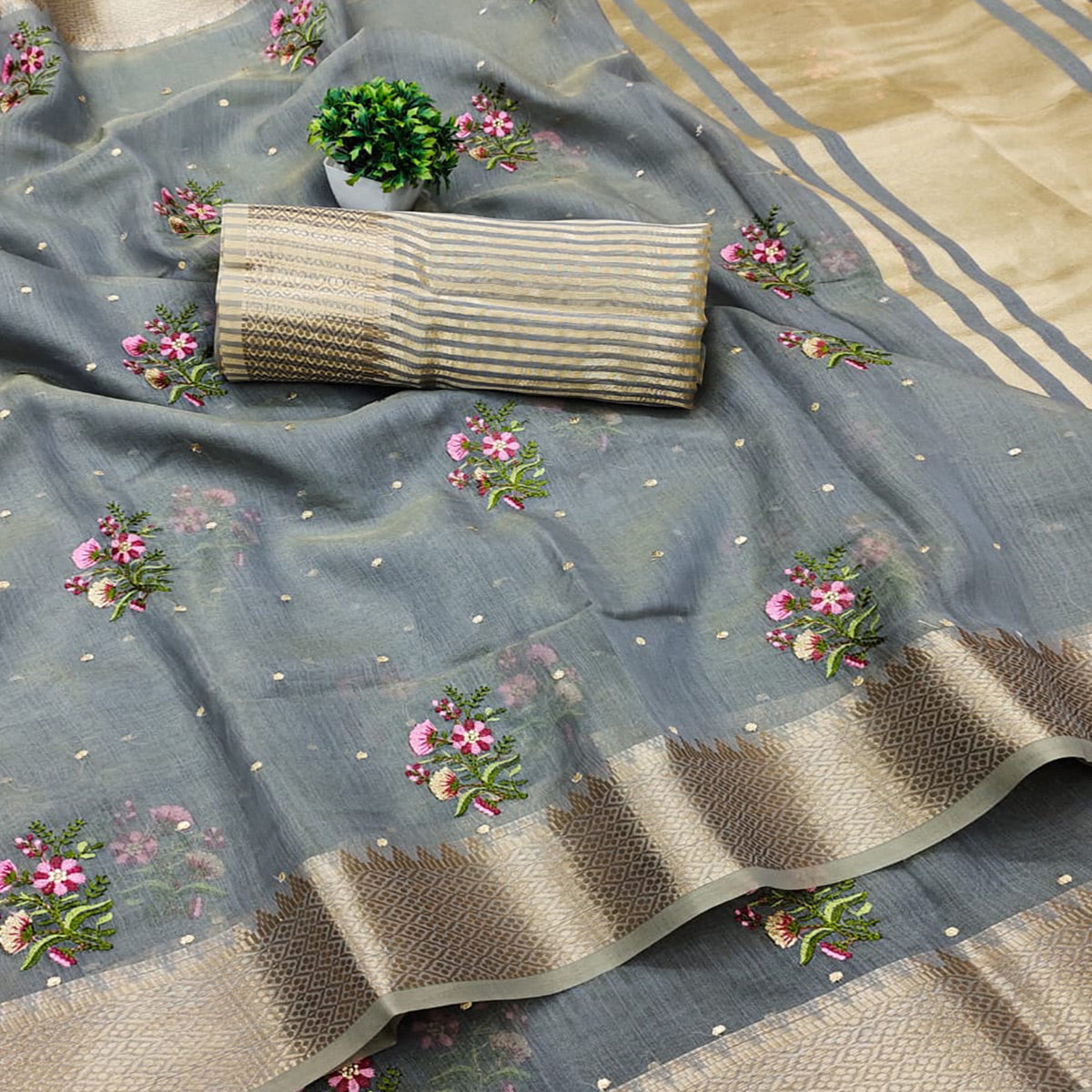 Grey Floral Embroidered Cotton Silk Saree With Zari Border