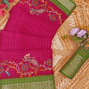 Sophisticated Pink Checks & Peacock Design Saree Crafted In Dola Silk With Weaving Jacquard Border