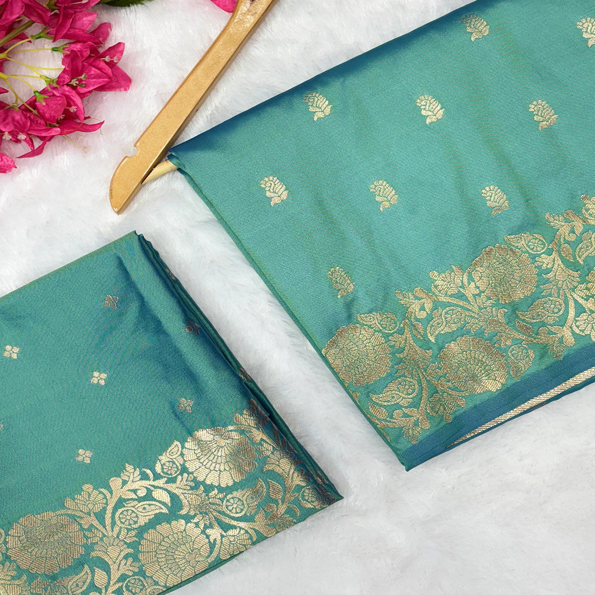 Sea Green Banarasi Silk Saree with Traditional Weaving