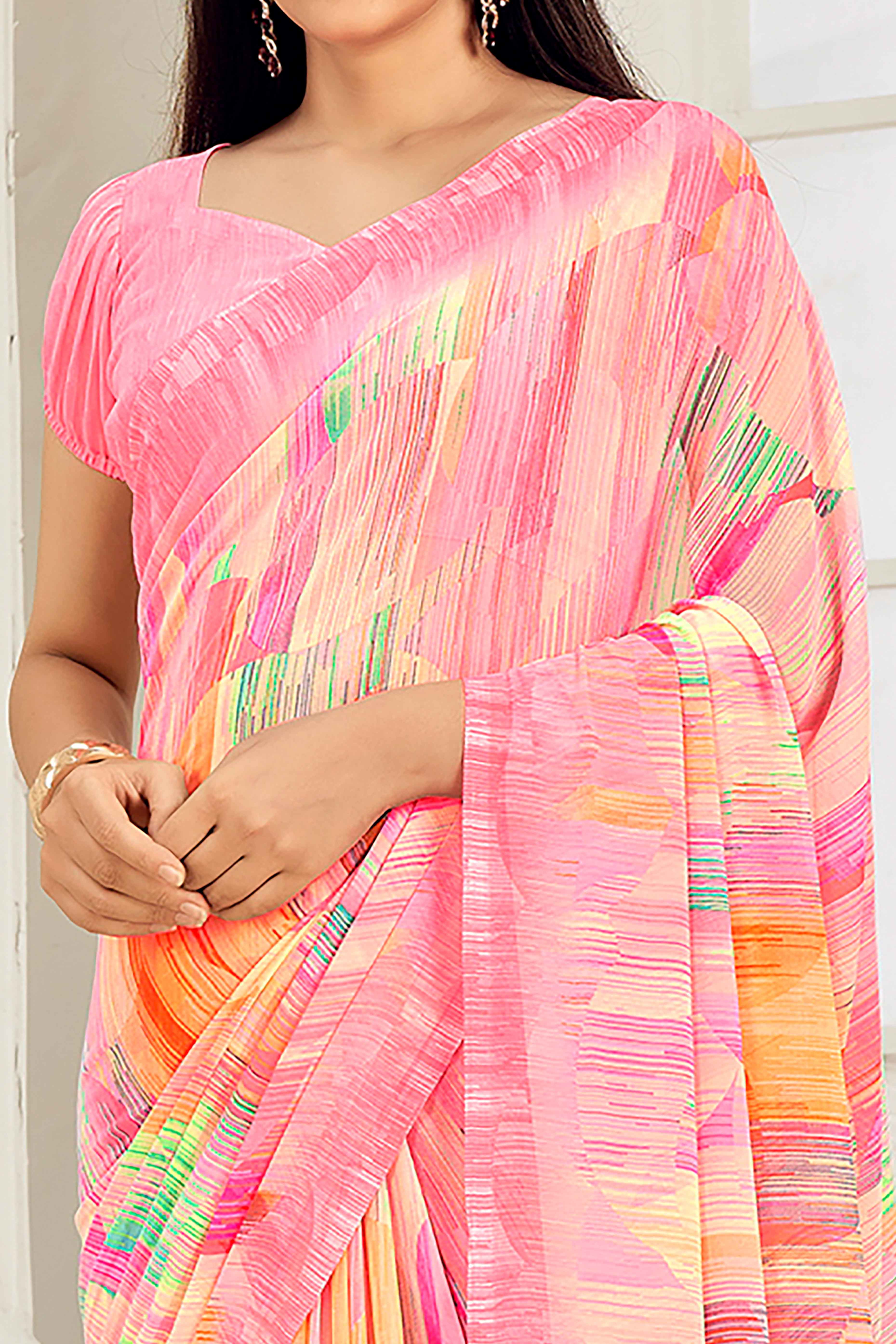 Light Pink Georgette Saree Adorned With Contemporary Geometric Print