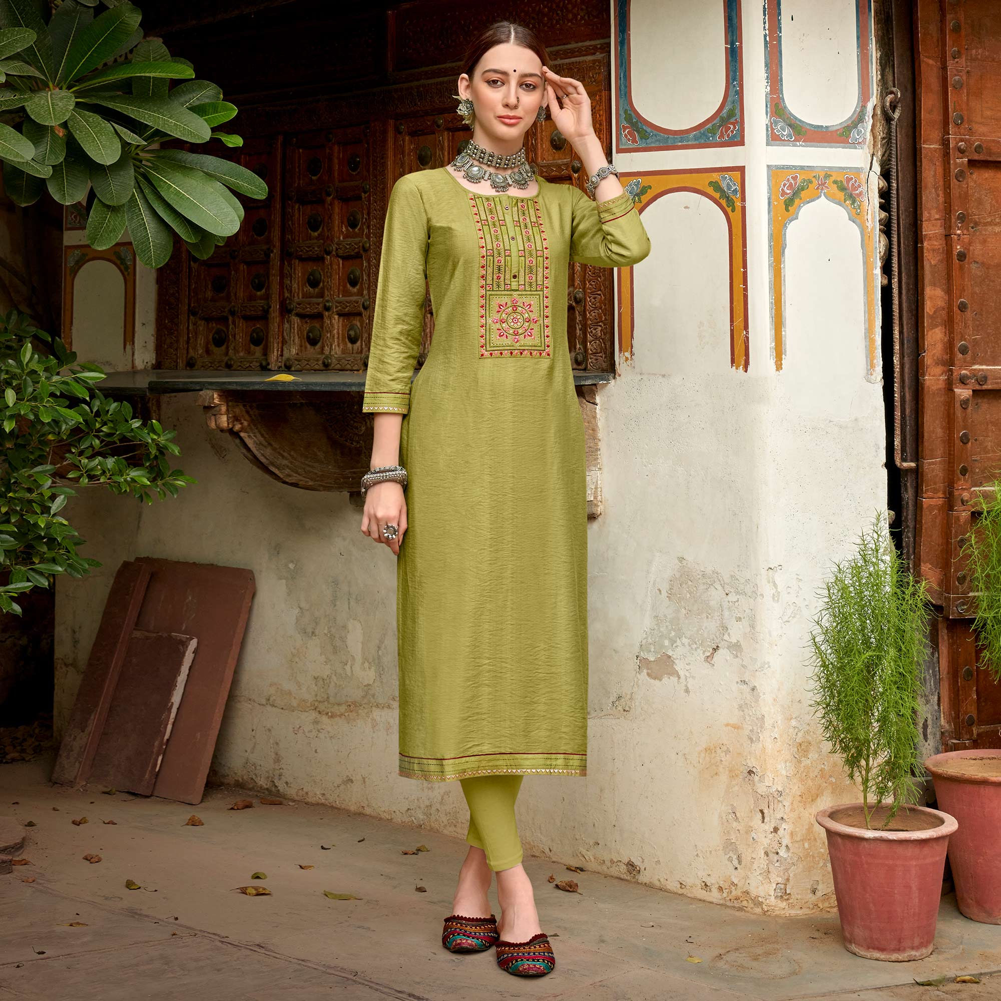 Green Embroidered Viscose Kurti