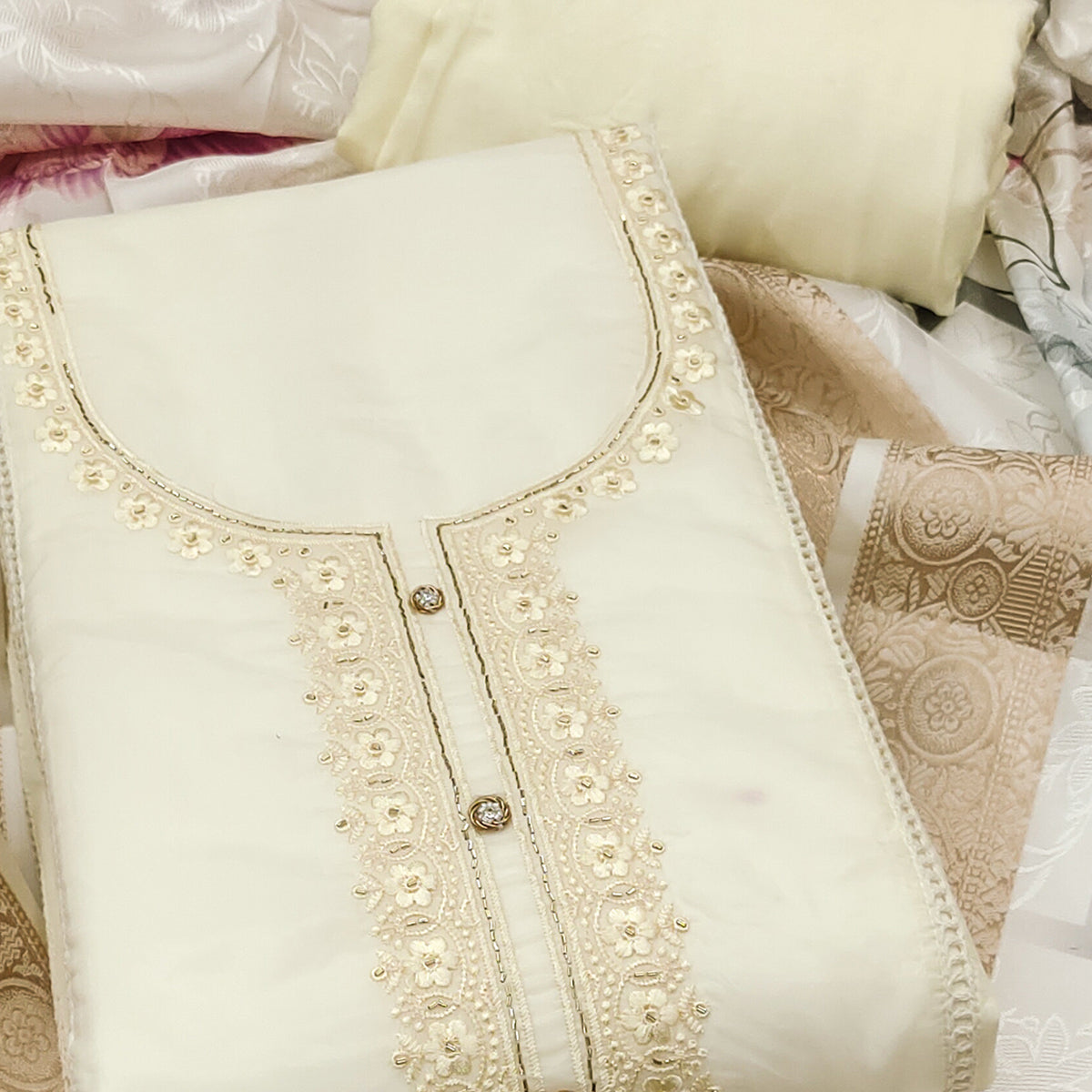 Offwhite Organza Dress Material Adorned With Floral Thread Embroidery & Elegant Handwork