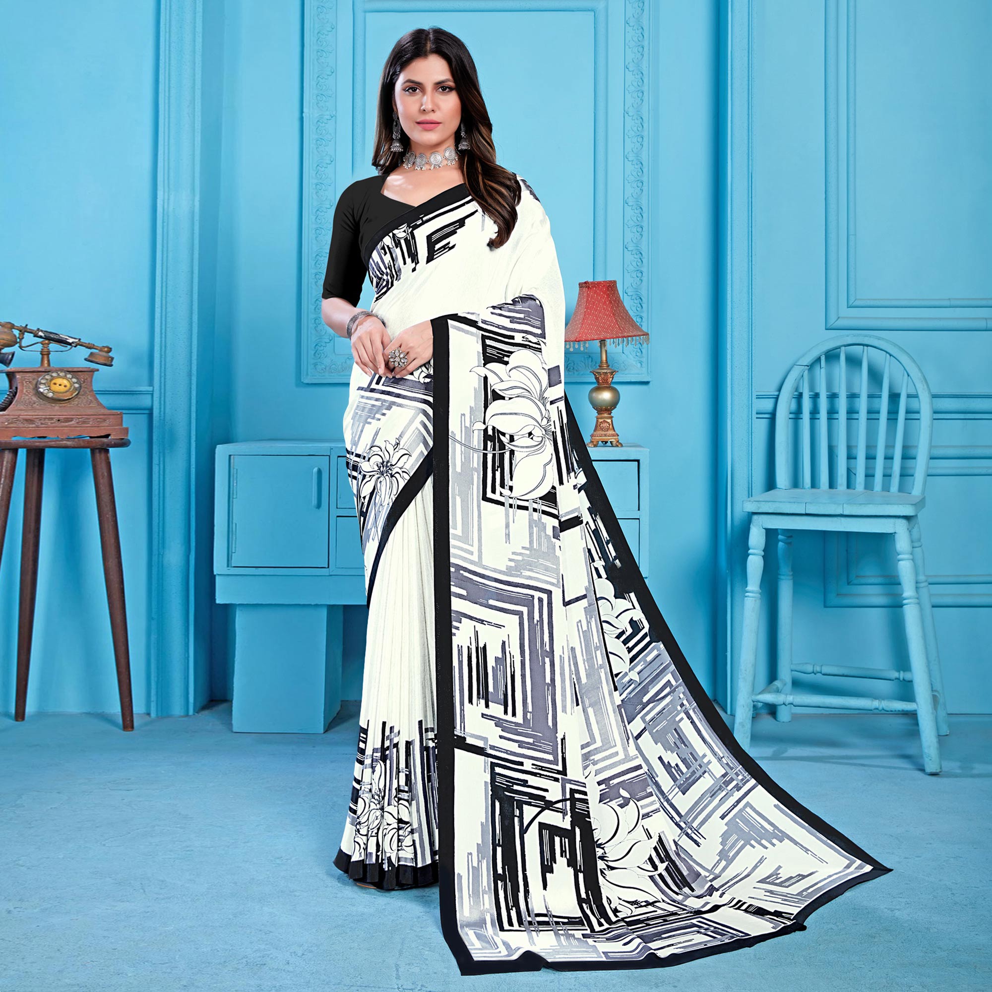 White Floral Printed Crepe Silk Saree