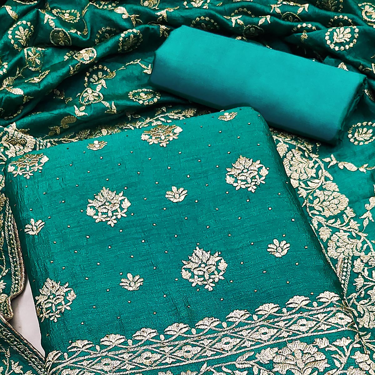 PDM-ANUSHKA-6358-RAMGRN