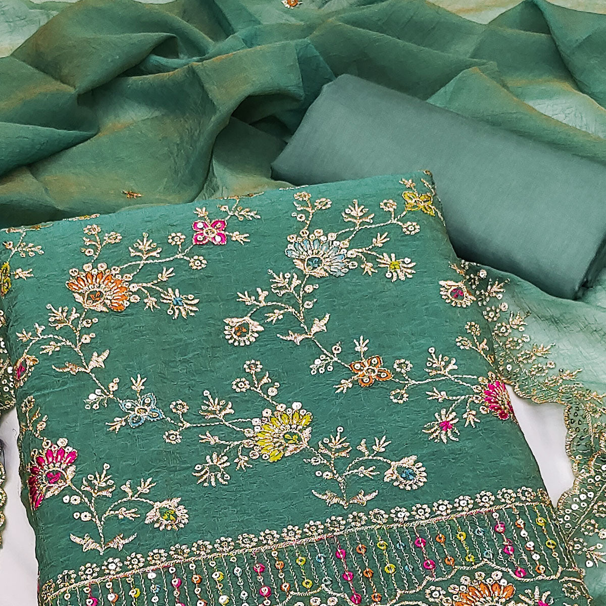 PDM-ANUSHKA-6533-GREEN