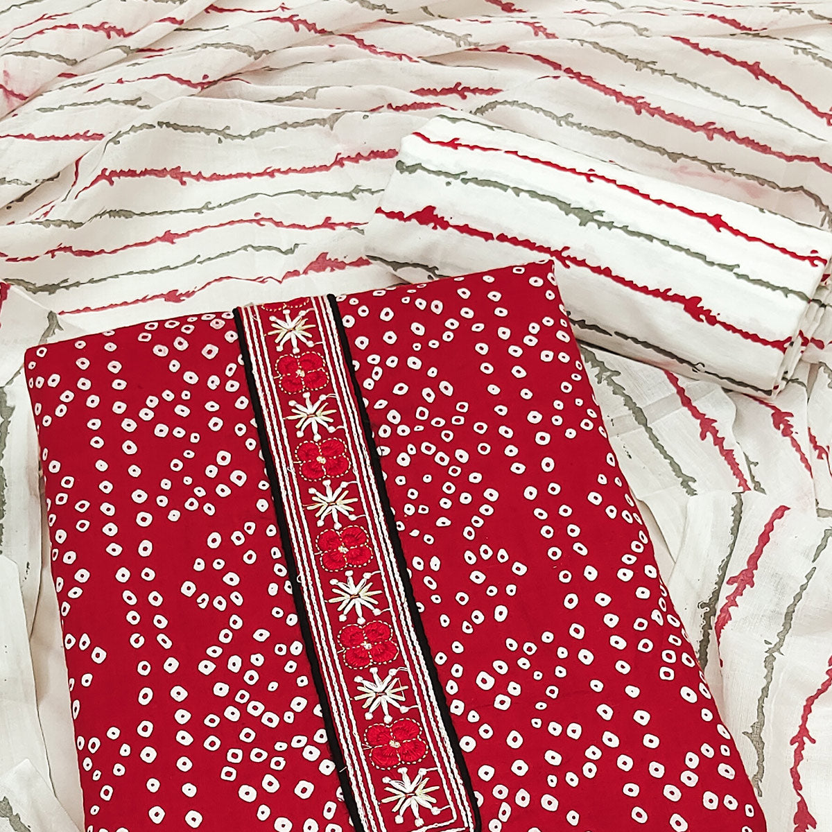 PDM-NYRA-6266-RED