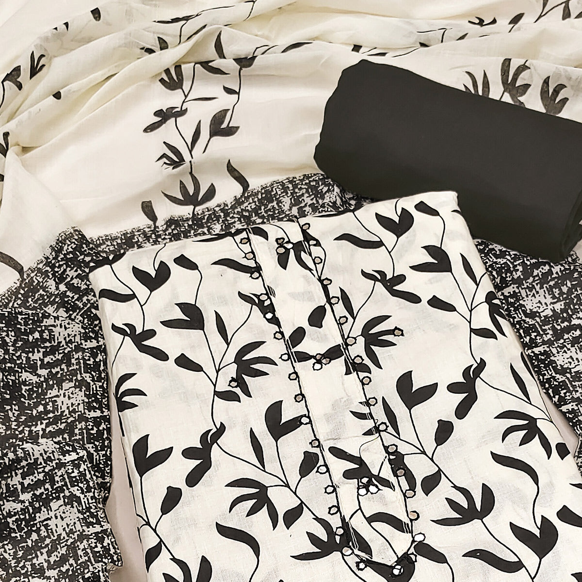 Cream & Black Floral Printed Pure Cotton Dress Material