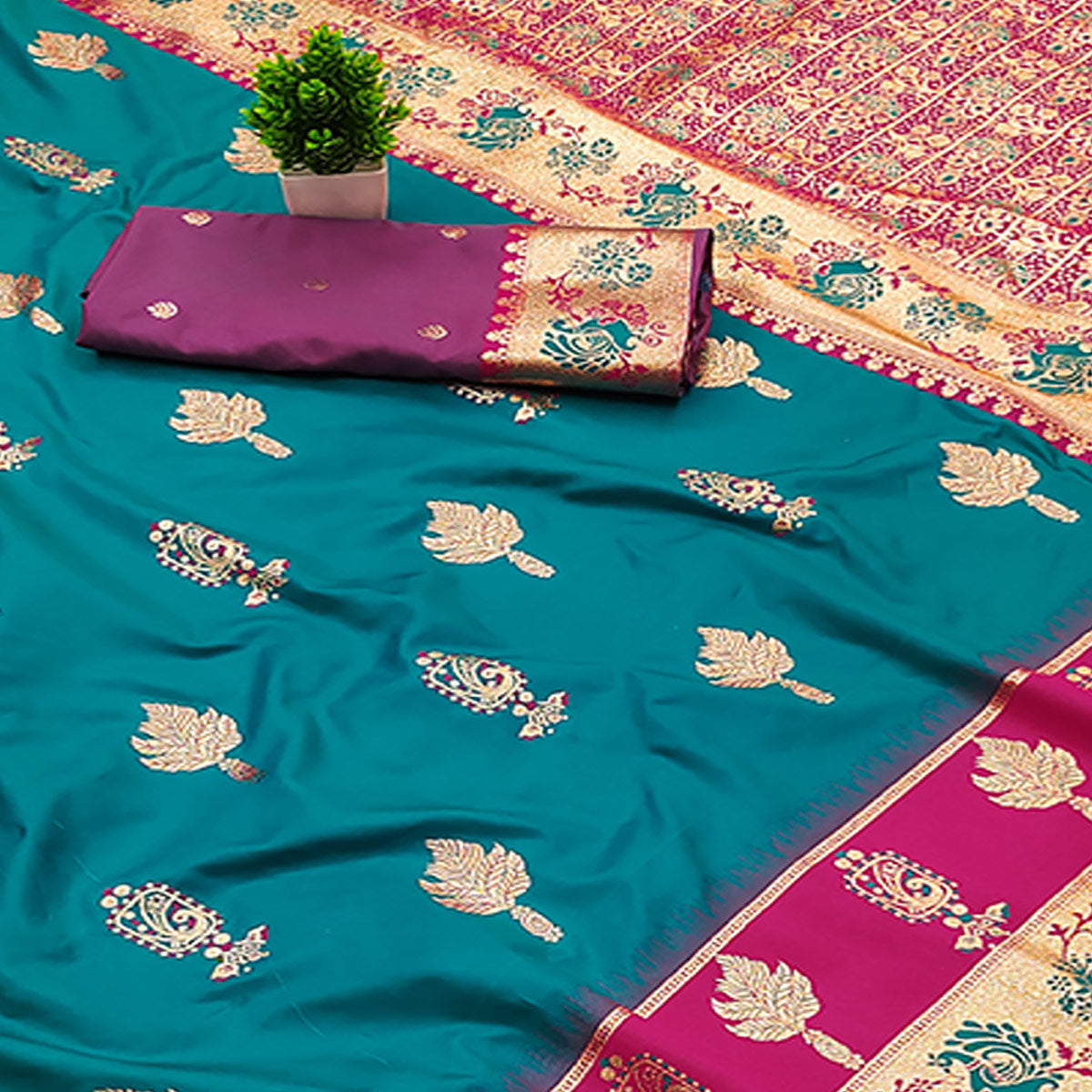 Rama Blue Cotton Silk Saree with Exquisite Zari Weaving