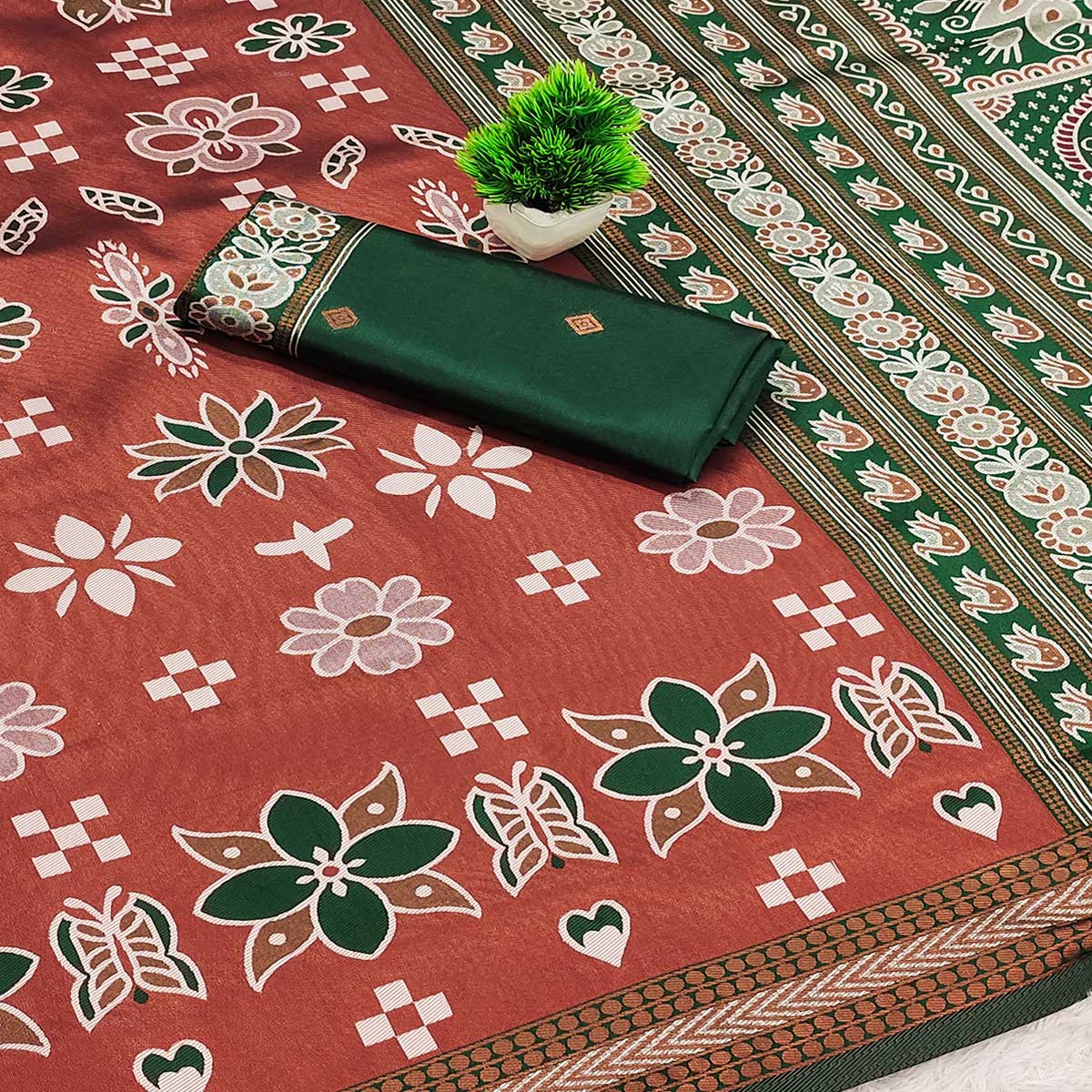 Brown Traditional Kanjivaram Silk Saree Featuring Elegant Floral Weaves