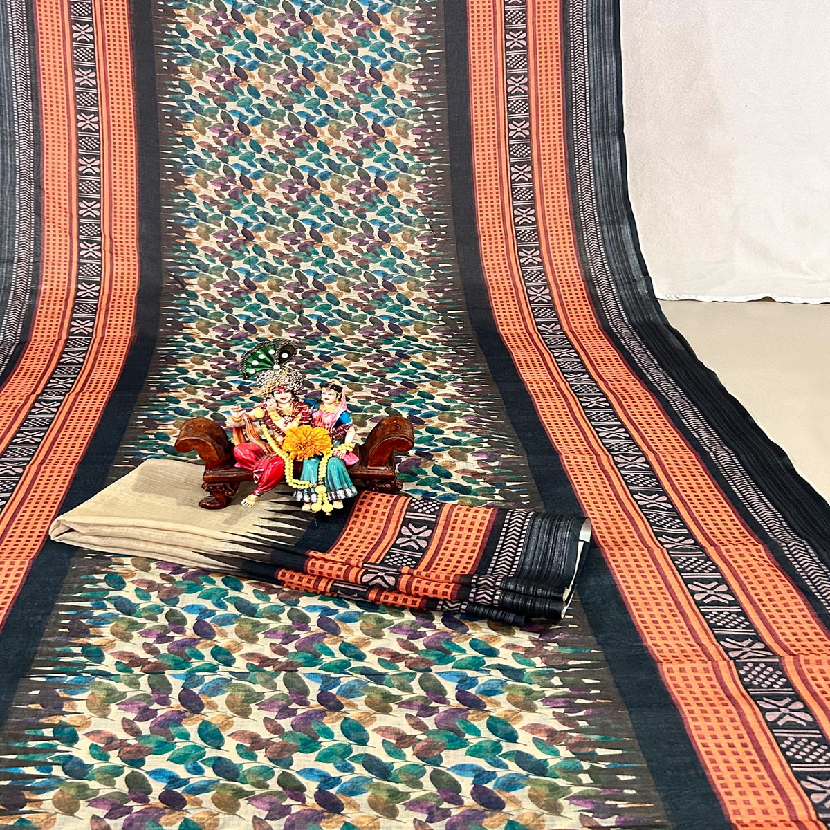 Black Floral Digital Printed Linen Saree