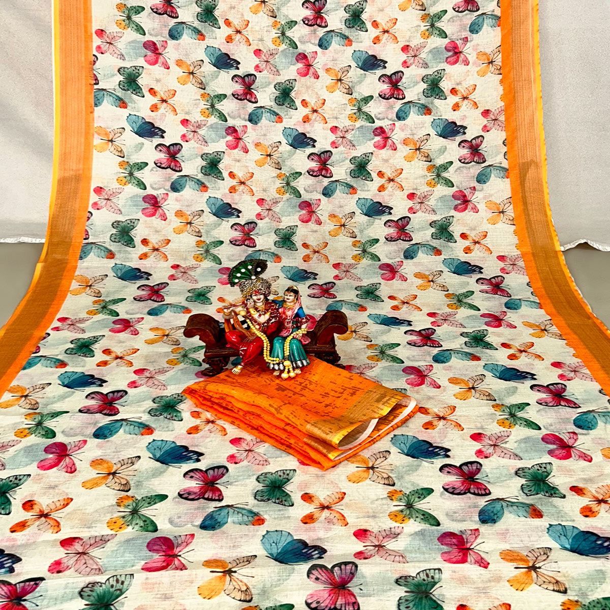 Offwhite Floral Digital Printed Linen Saree