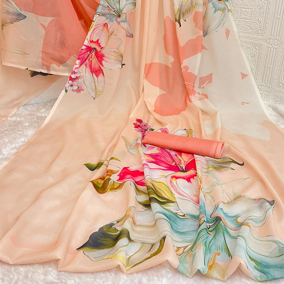 Peach Sparkle Star Georgette Saree Adorned With Floral Digital Prints