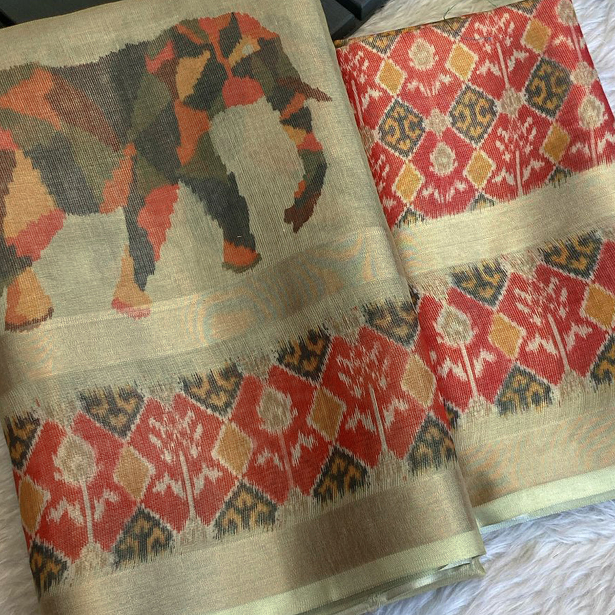 Green Digital Print Saree in Premium Tissue Cotton Silk for Festive & Elegant Styling