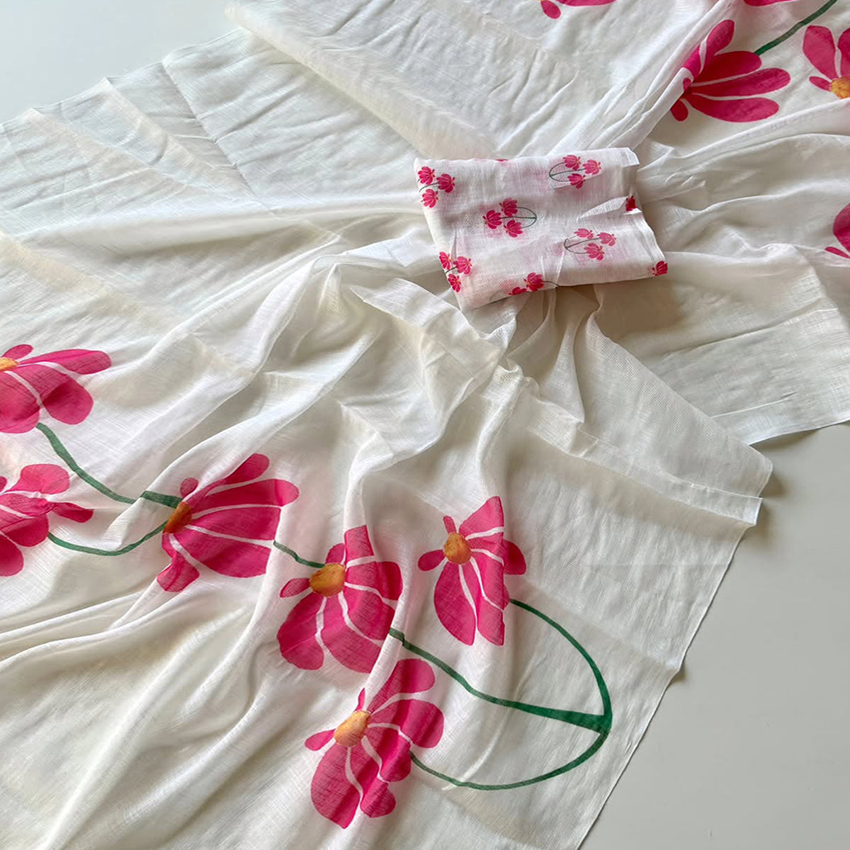 Graceful White Linen Cotton Saree with Stylish Floral Prints for Effortless Elegance